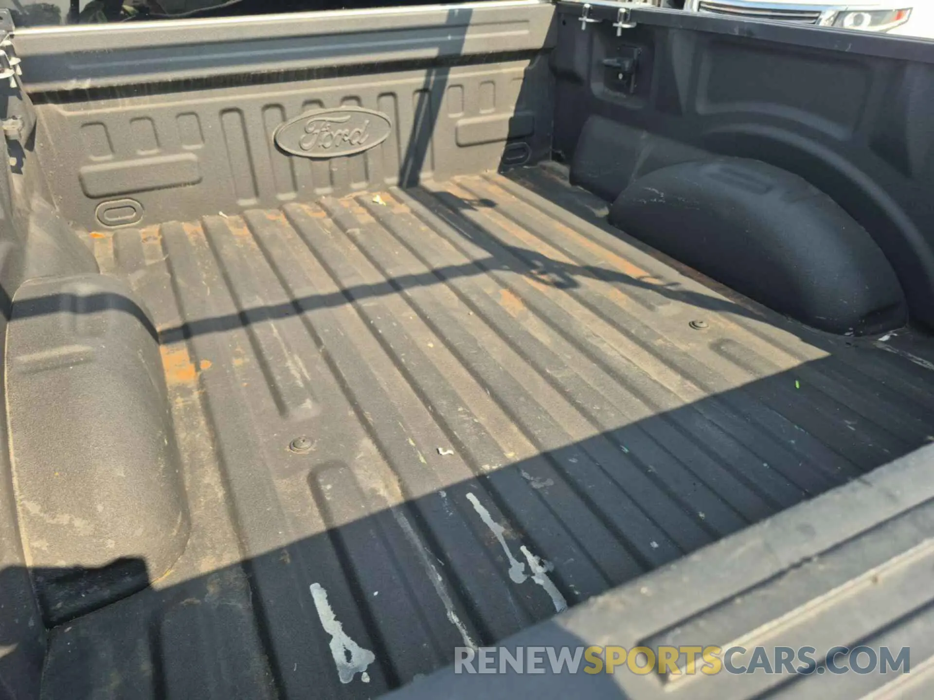 18 fotografías del automóvil dañado 1FTEX1CP9KKC43507 FORD F-150 2019