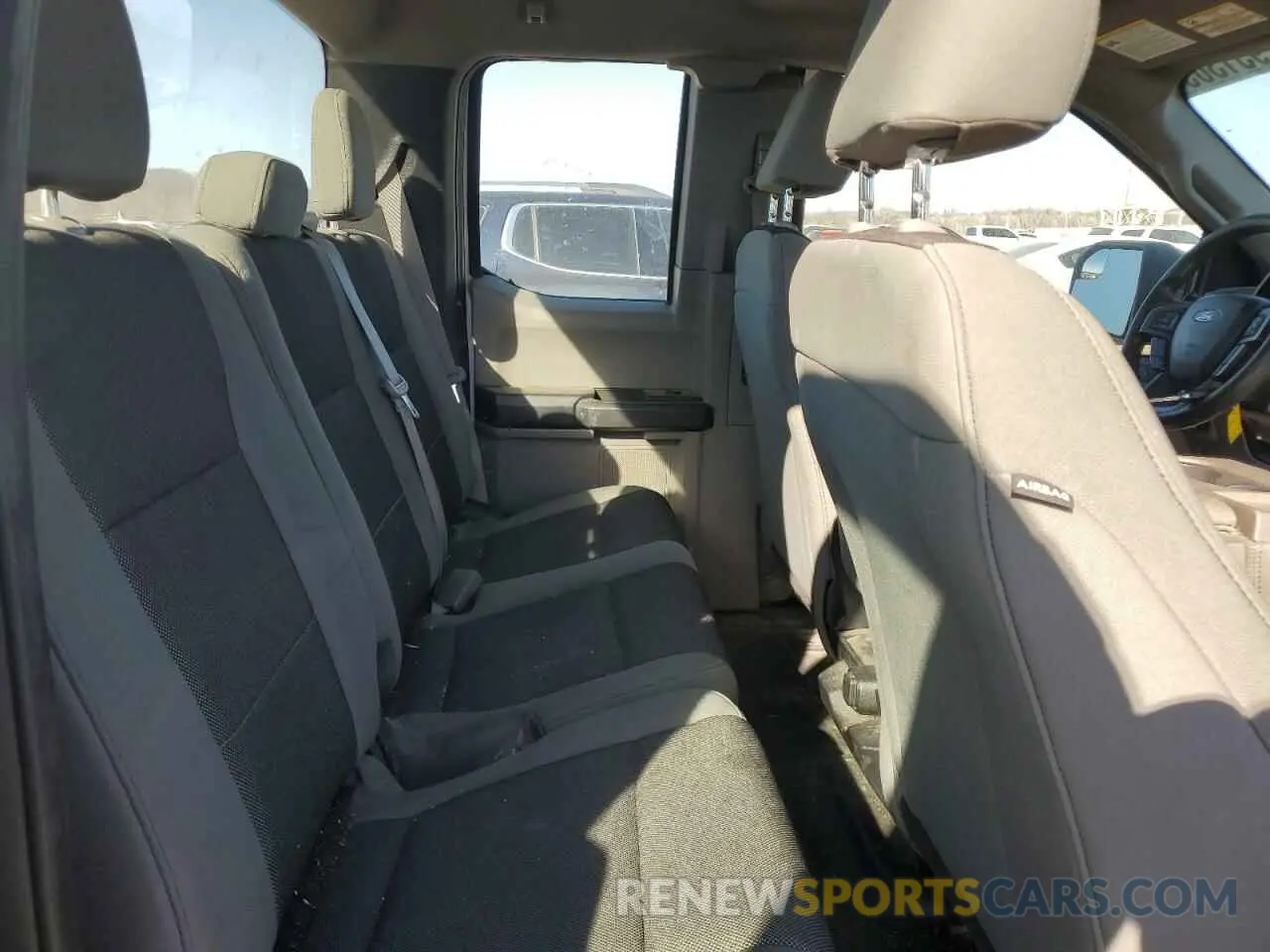 10 fotografías del automóvil dañado 1FTEX1EB6KKE92753 FORD F-150 2019