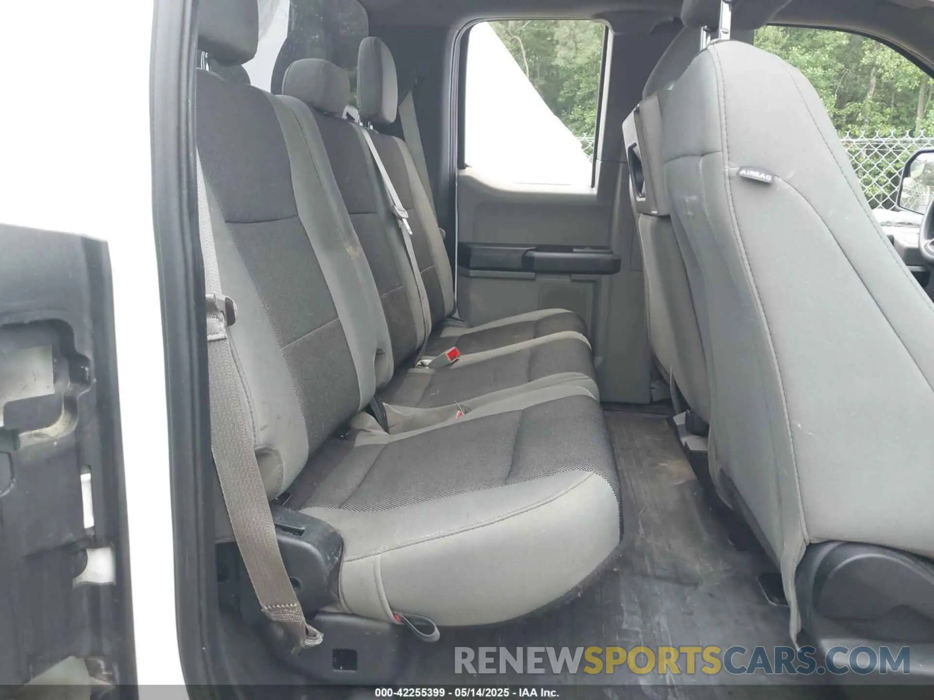8 fotografías del automóvil dañado 1FTEX1EBXKKF10848 FORD F-150 2019