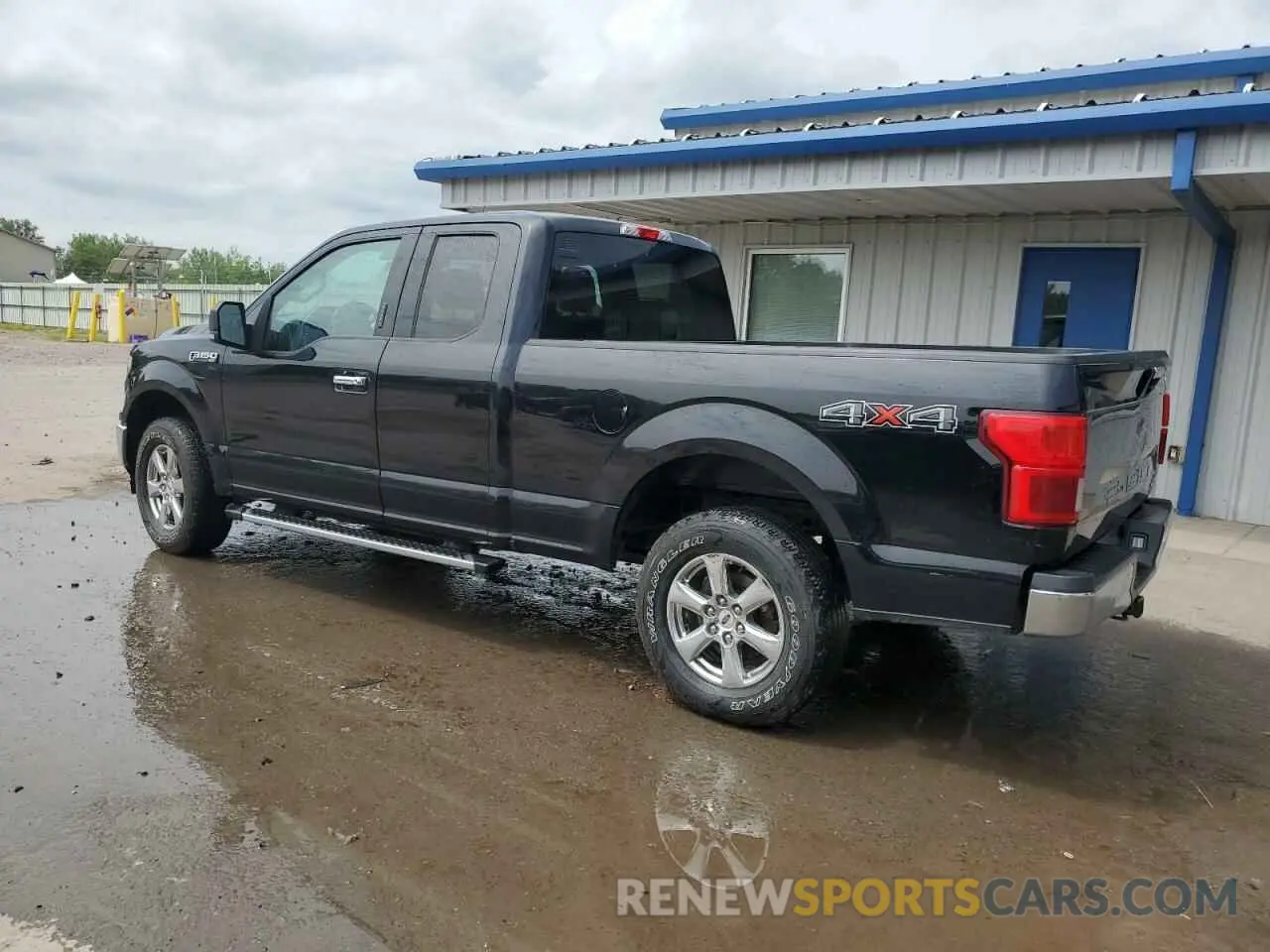 2 fotografías del automóvil dañado 1FTEX1EP1KFA96993 FORD F-150 2019