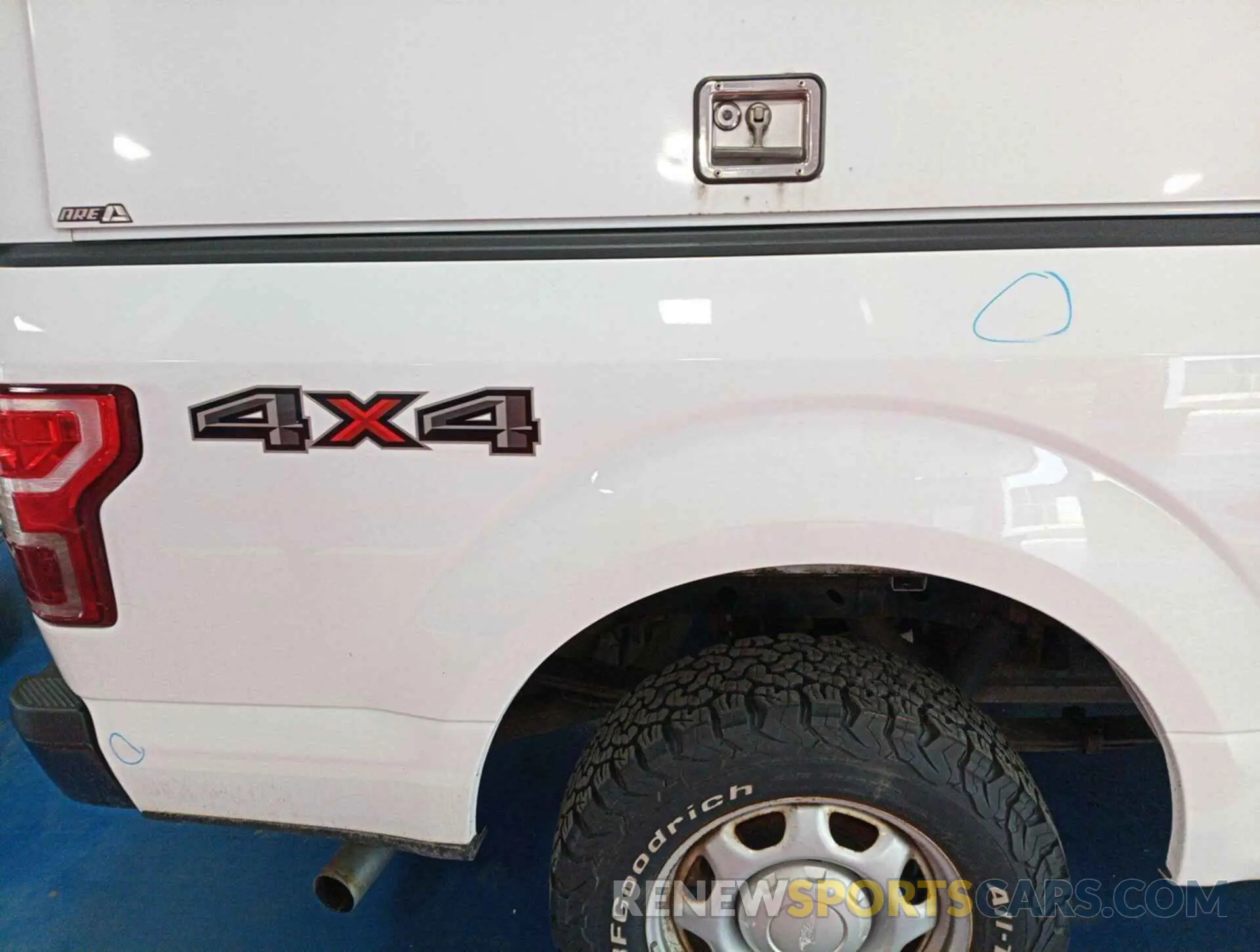 10 fotografías del automóvil dañado 1FTEX1EPXKKD65337 FORD F-150 2019