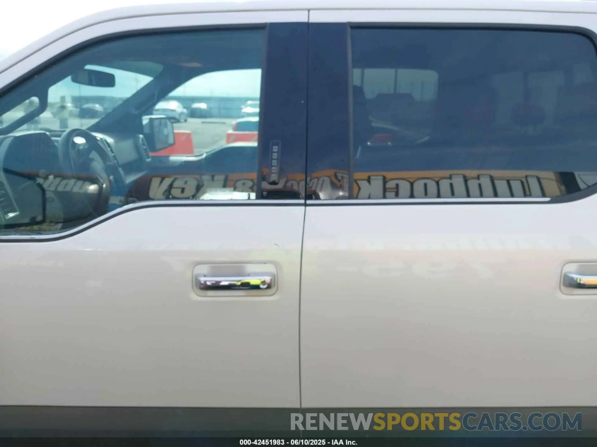 14 fotografías del automóvil dañado 1FTFW1E10KFC64819 FORD F-150 2019