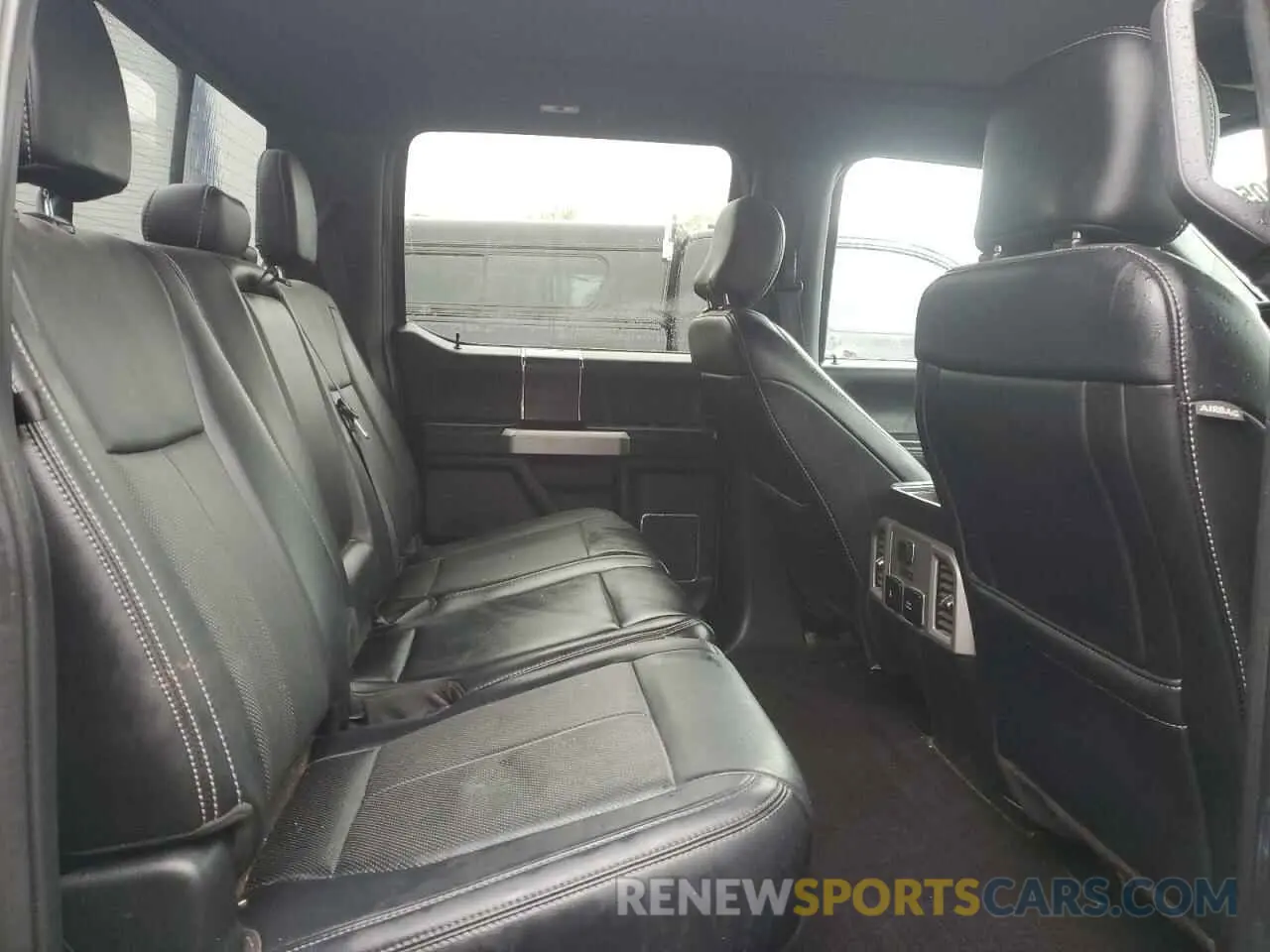 10 fotografías del automóvil dañado 1FTFW1E13KFC00645 FORD F-150 2019