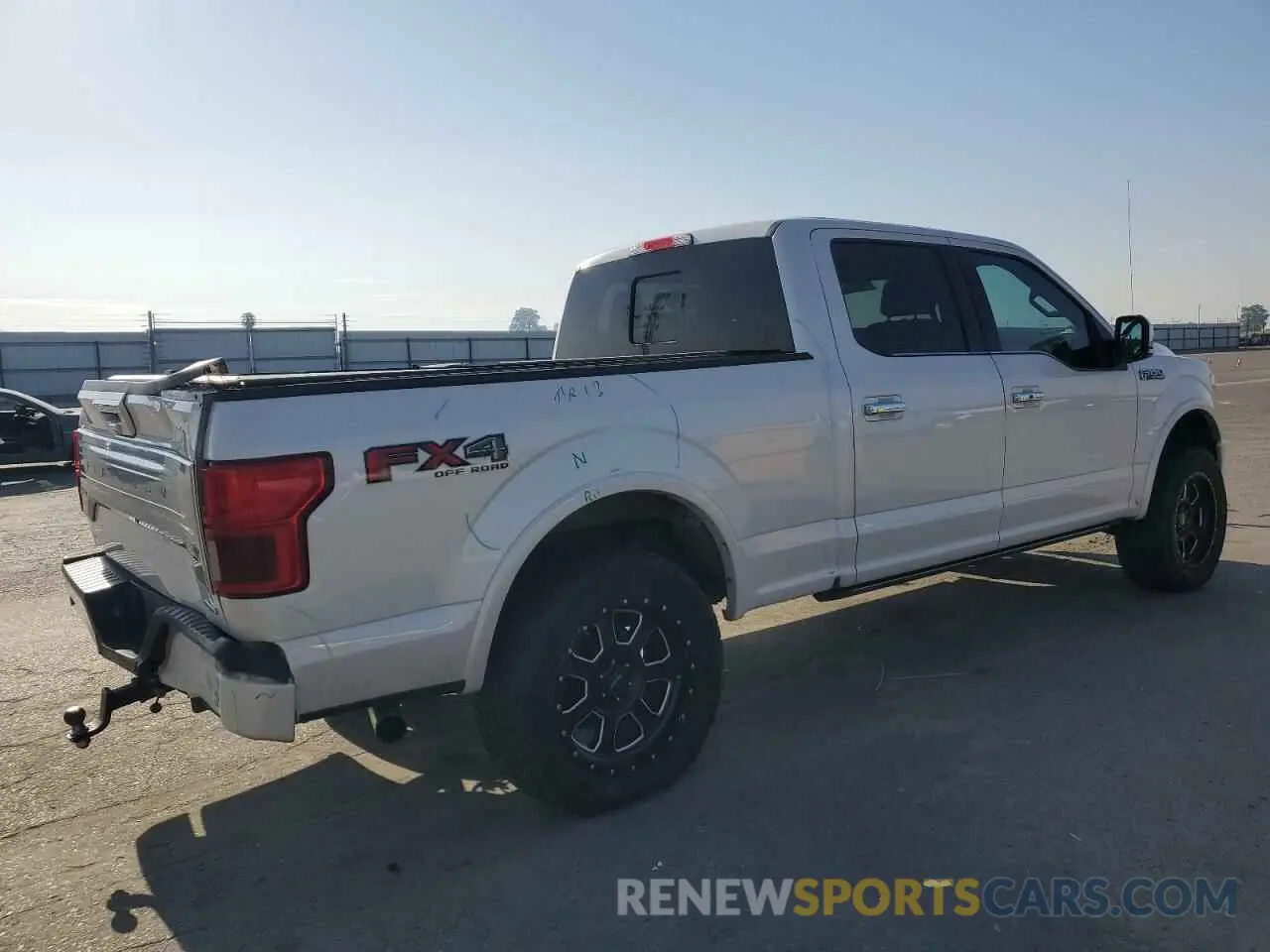 3 fotografías del automóvil dañado 1FTFW1E41KFA87434 FORD F-150 2019