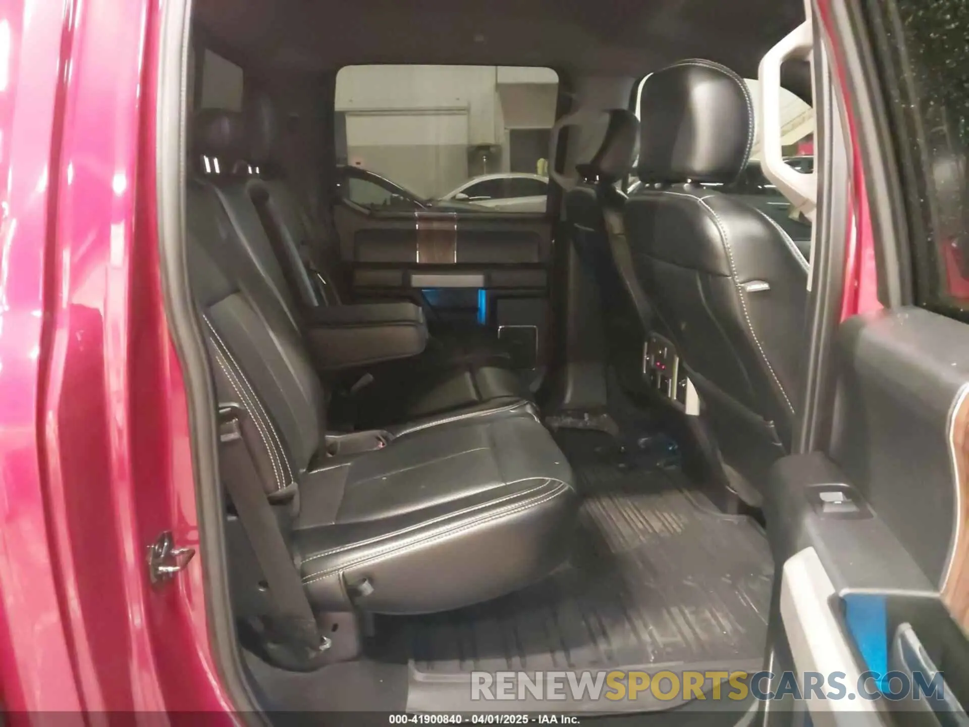 8 fotografías del automóvil dañado 1FTFW1E45KFB39535 FORD F-150 2019