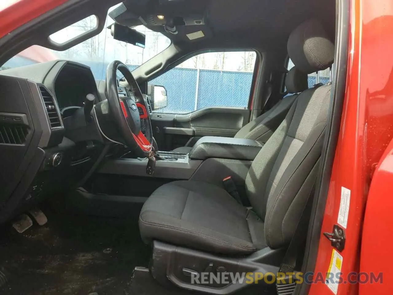 7 fotografías del automóvil dañado 1FTFW1E45KFC69606 FORD F-150 2019