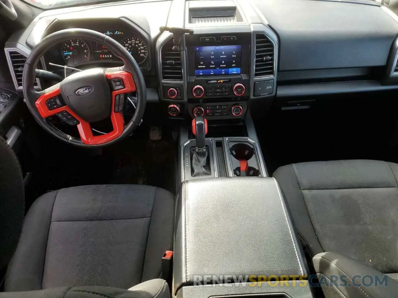 8 fotografías del automóvil dañado 1FTFW1E45KFC69606 FORD F-150 2019