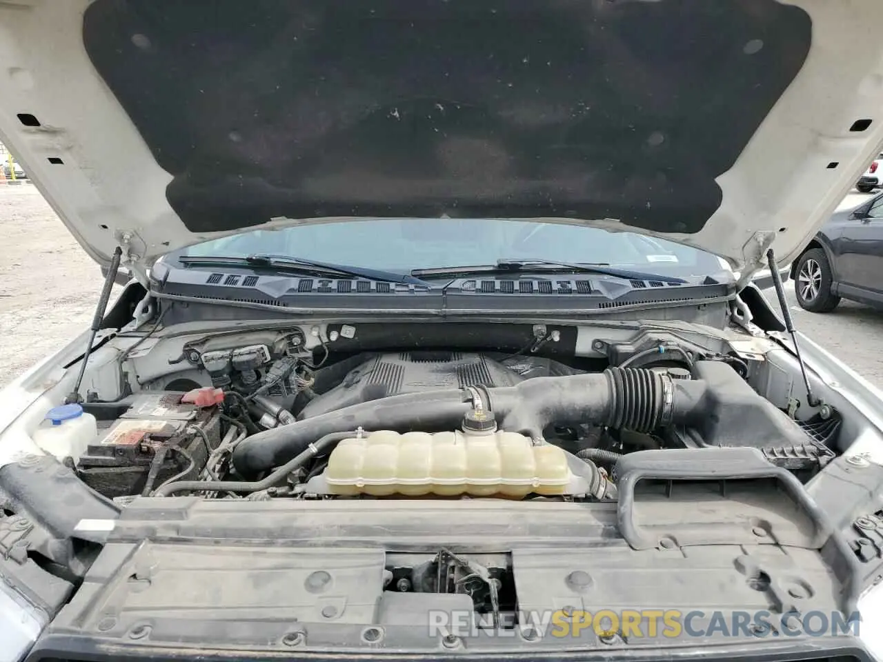 11 fotografías del automóvil dañado 1FTFW1E46KKE35929 FORD F-150 2019