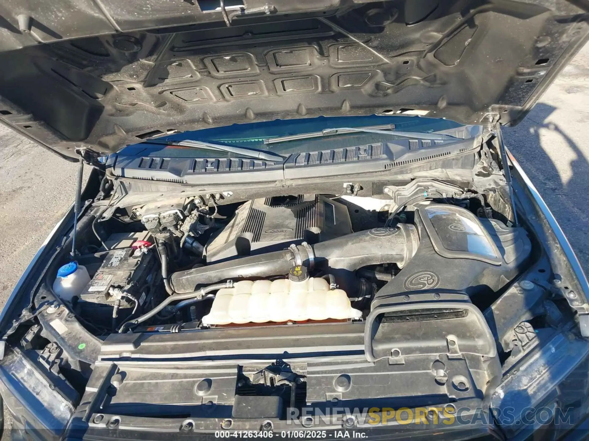 10 fotografías del automóvil dañado 1FTFW1E48KFA81422 FORD F-150 2019