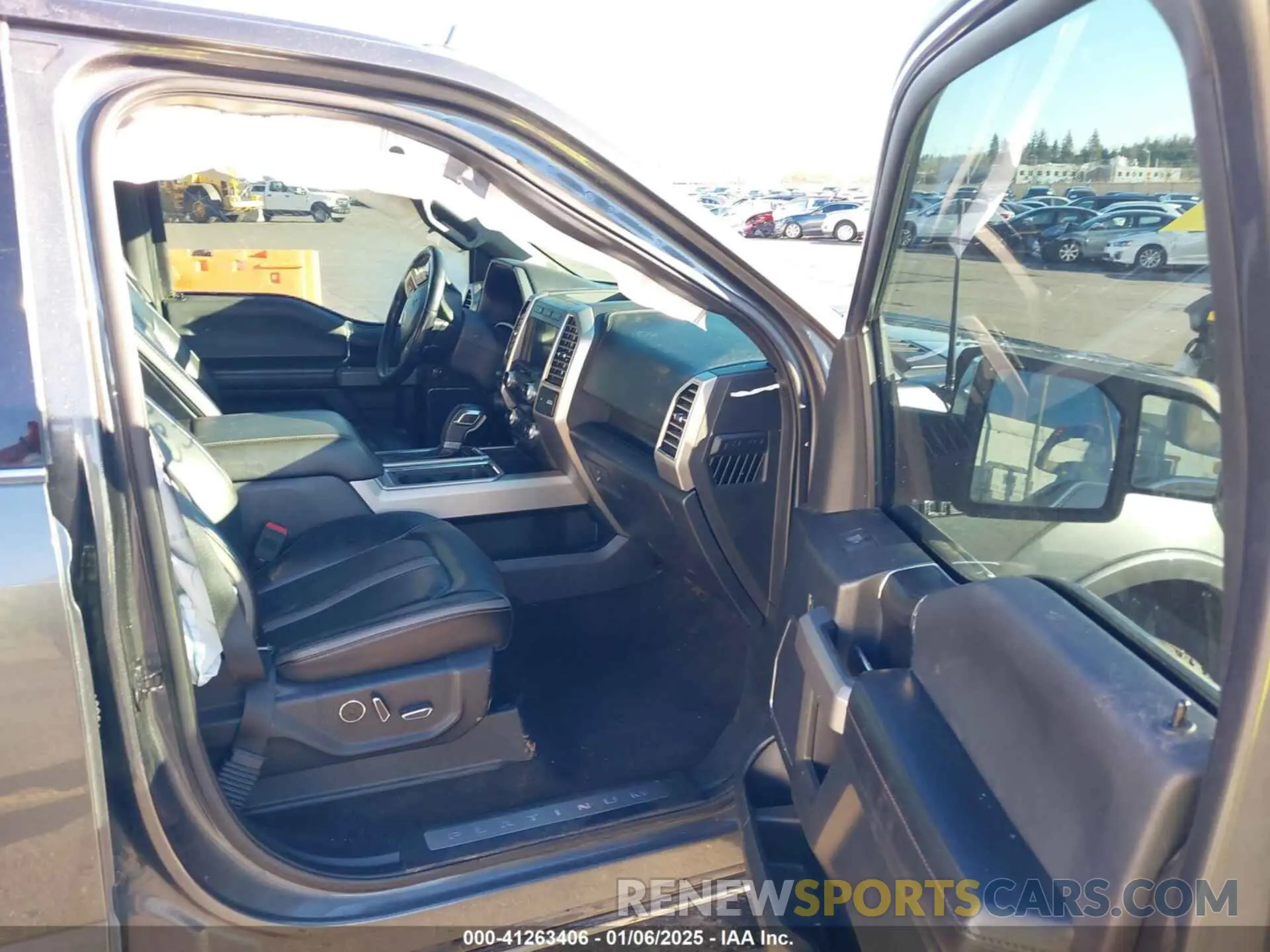 5 fotografías del automóvil dañado 1FTFW1E48KFA81422 FORD F-150 2019