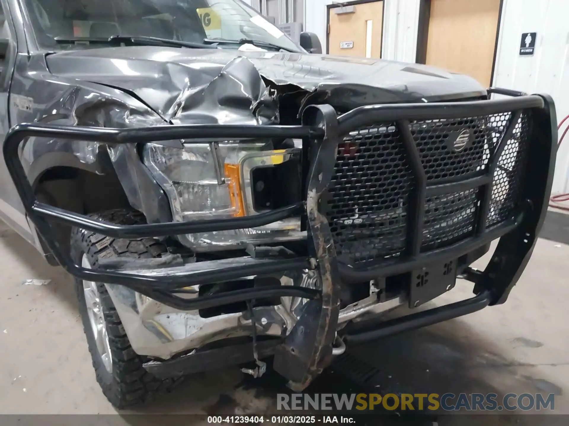 6 fotografías del automóvil dañado 1FTFW1E49KFC56504 FORD F-150 2019