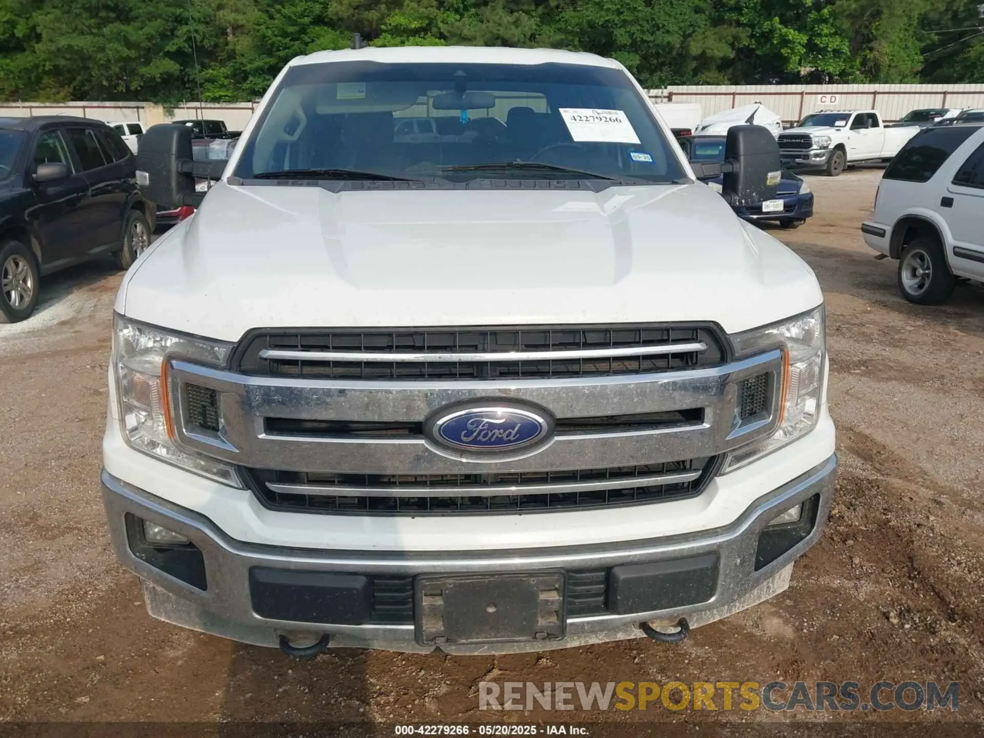 12 fotografías del automóvil dañado 1FTFW1E50KFB63962 FORD F-150 2019