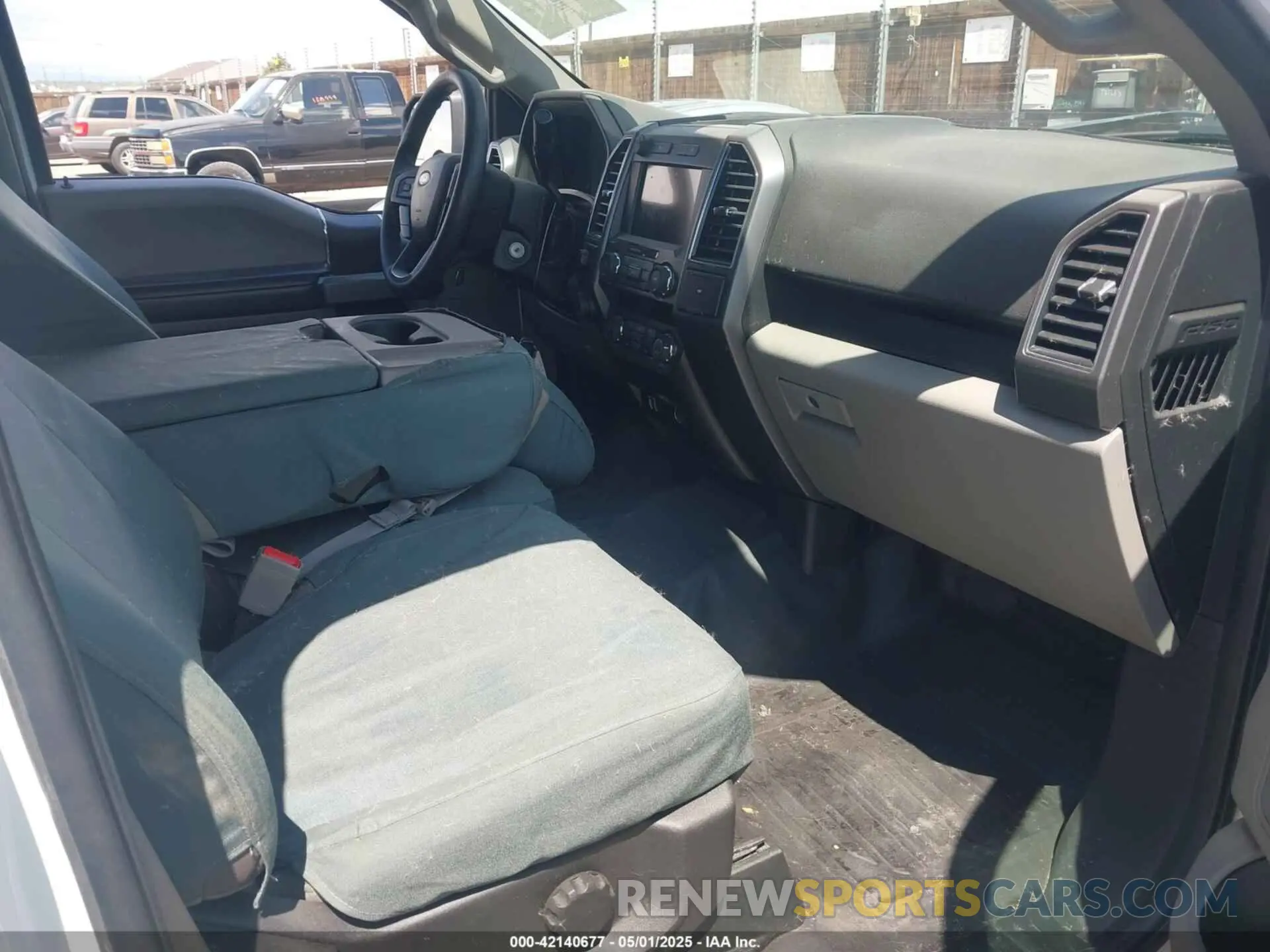 5 fotografías del automóvil dañado 1FTFW1E50KKC72073 FORD F-150 2019
