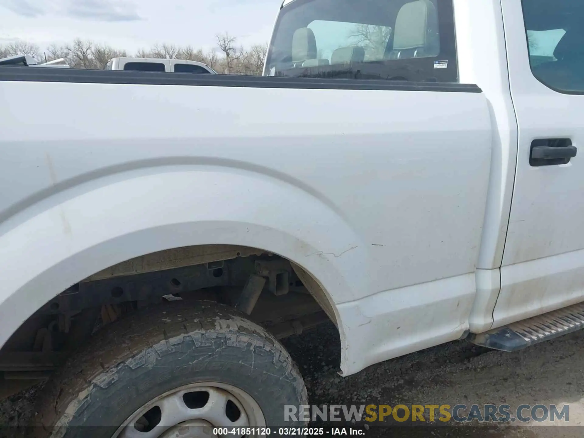 19 fotografías del automóvil dañado 1FTFW1E55KKD15984 FORD F-150 2019