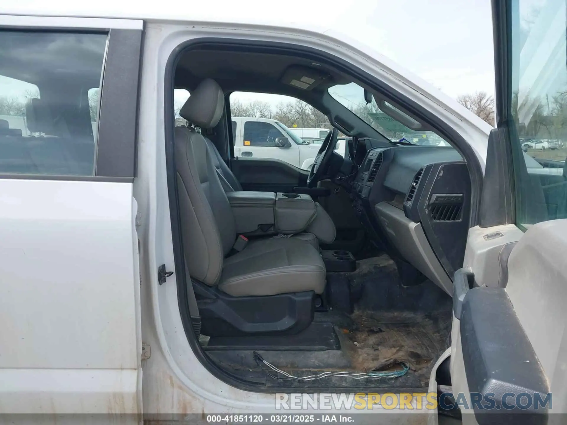 5 fotografías del automóvil dañado 1FTFW1E55KKD15984 FORD F-150 2019