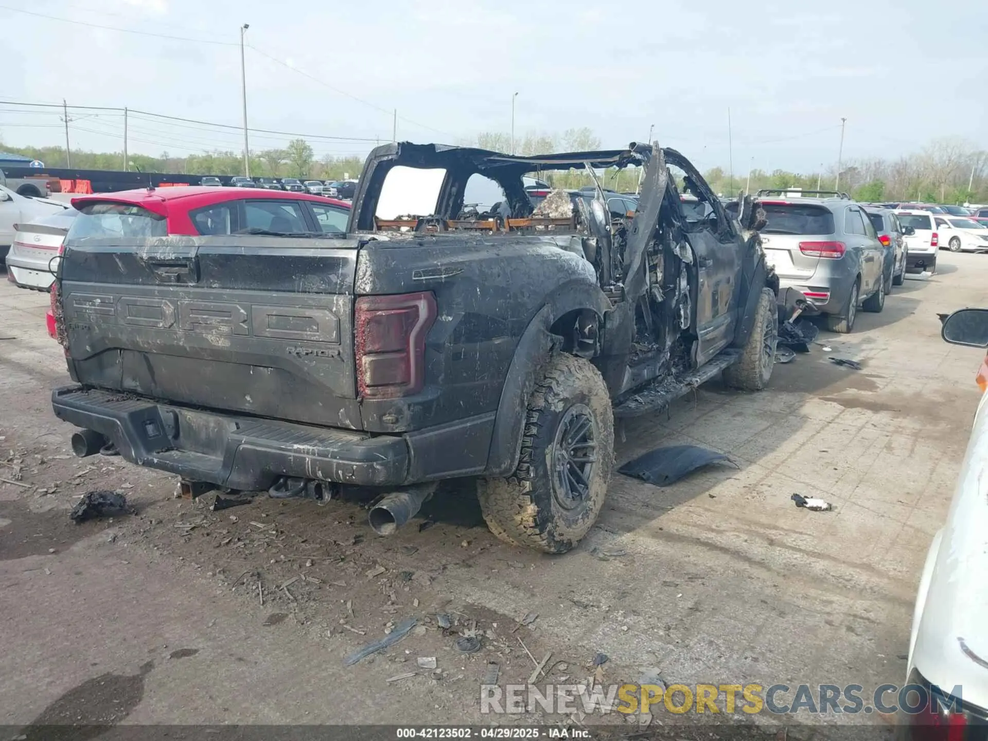 4 fotografías del automóvil dañado 1FTFW1RG0KFC81344 FORD F-150 2019