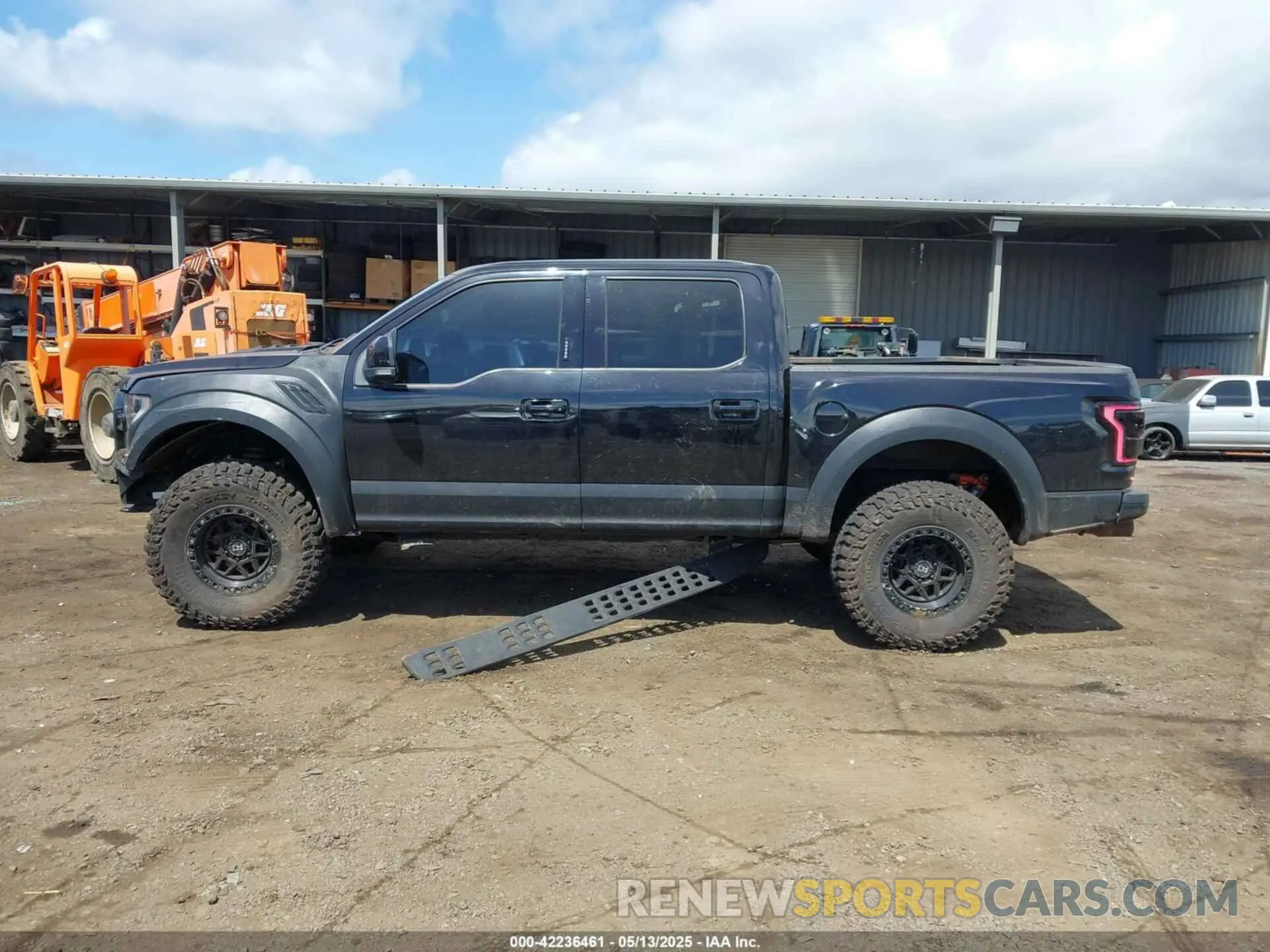14 fotografías del automóvil dañado 1FTFW1RG5KFB36462 FORD F-150 2019