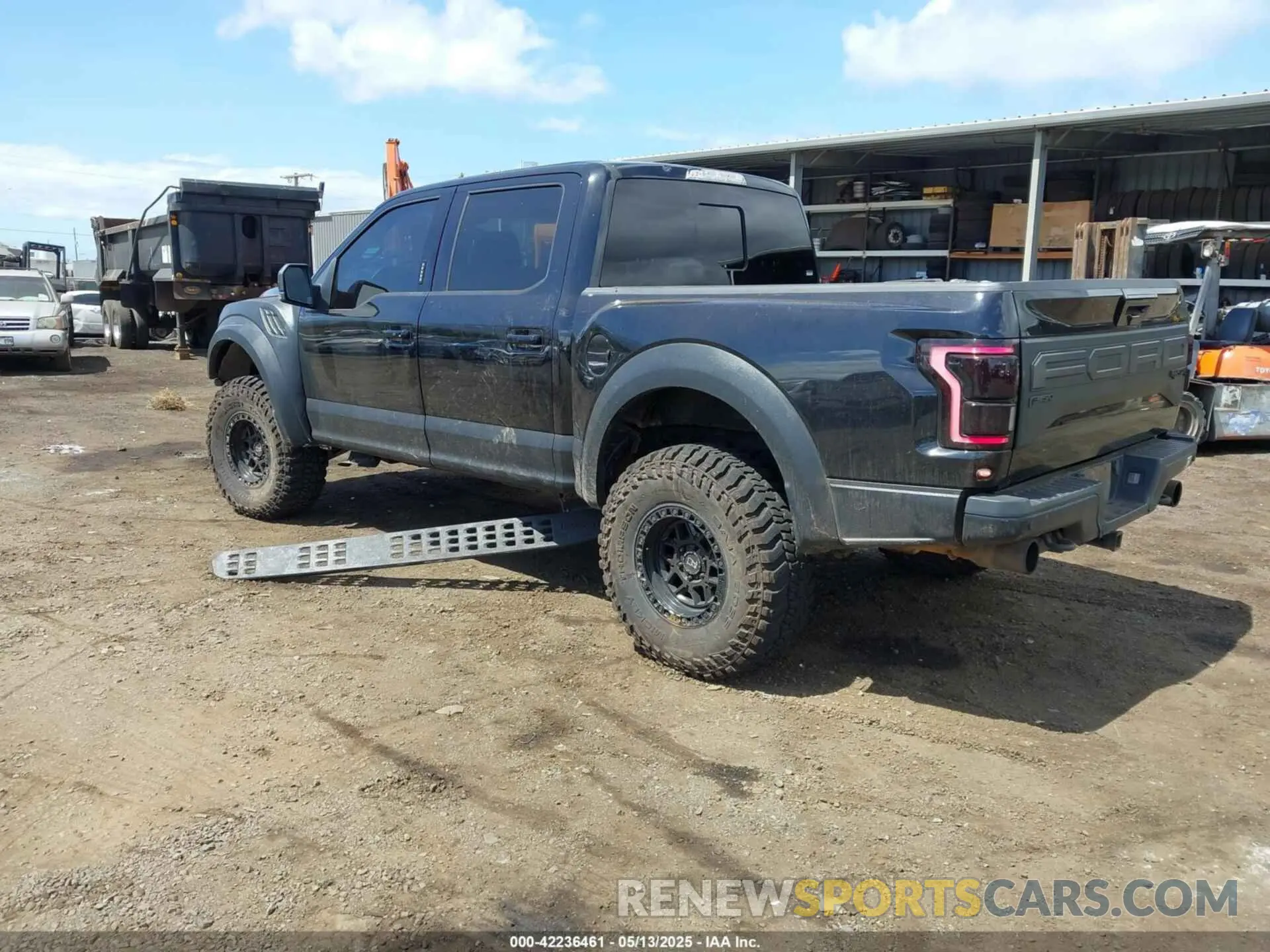 3 fotografías del automóvil dañado 1FTFW1RG5KFB36462 FORD F-150 2019