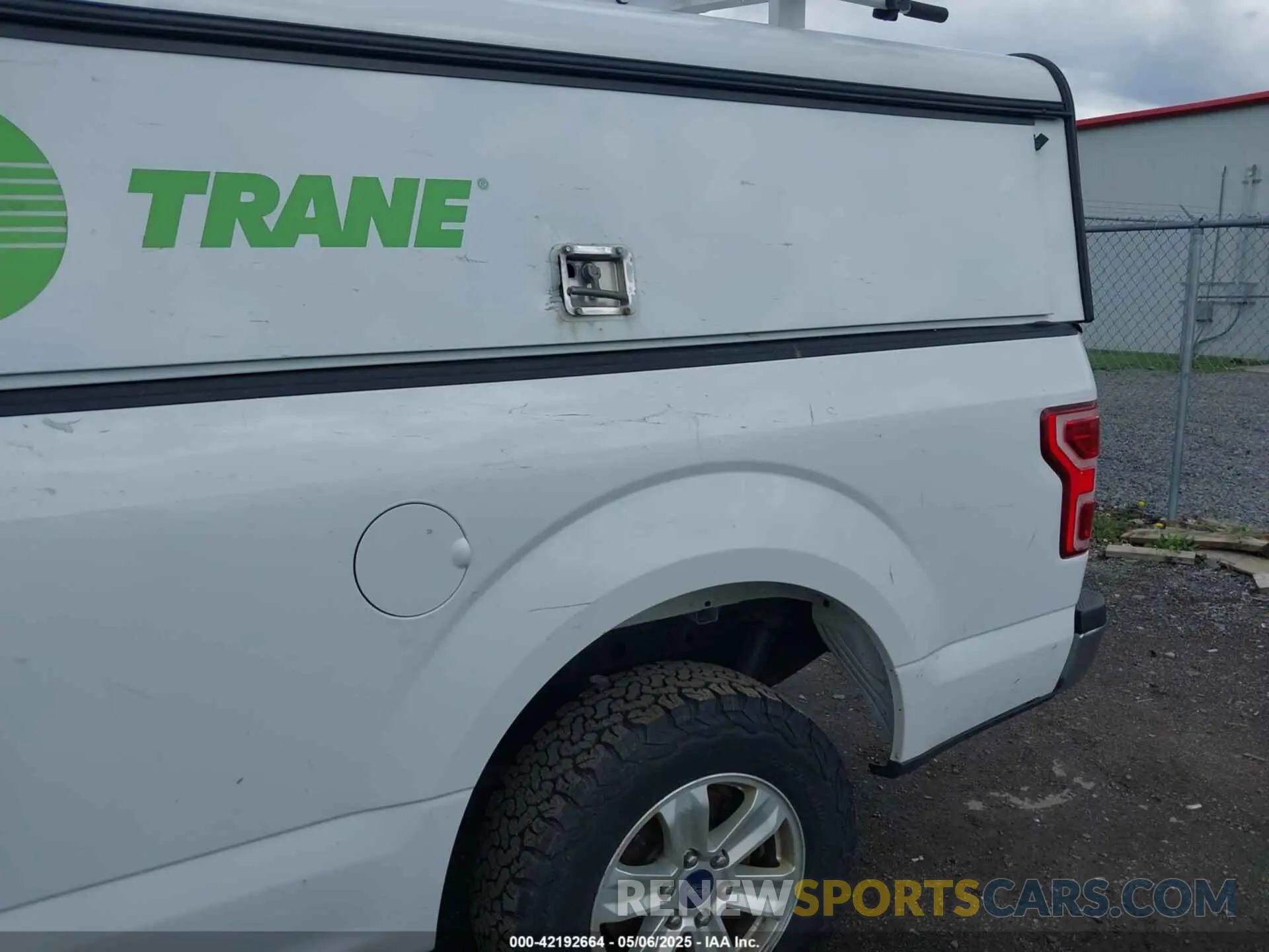 6 fotografías del automóvil dañado 1FTFX1E44KKC43468 FORD F-150 2019