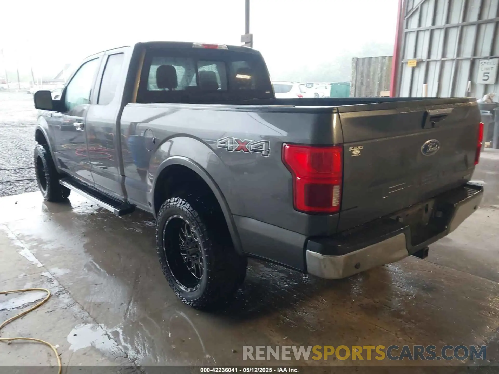 3 fotografías del automóvil dañado 1FTFX1E45KKD62811 FORD F-150 2019