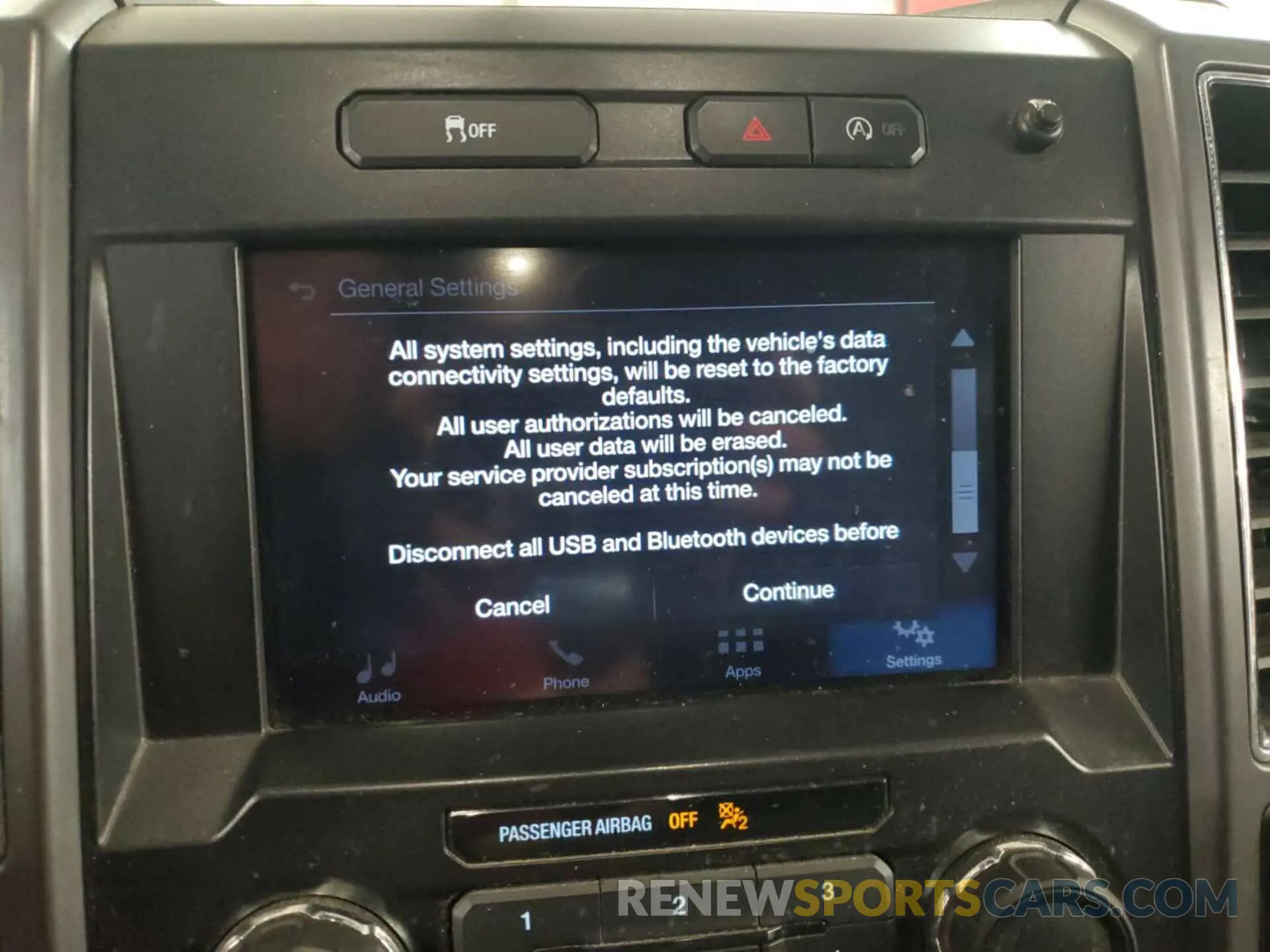16 fotografías del automóvil dañado 1FTFX1E46KKE17945 FORD F-150 2019
