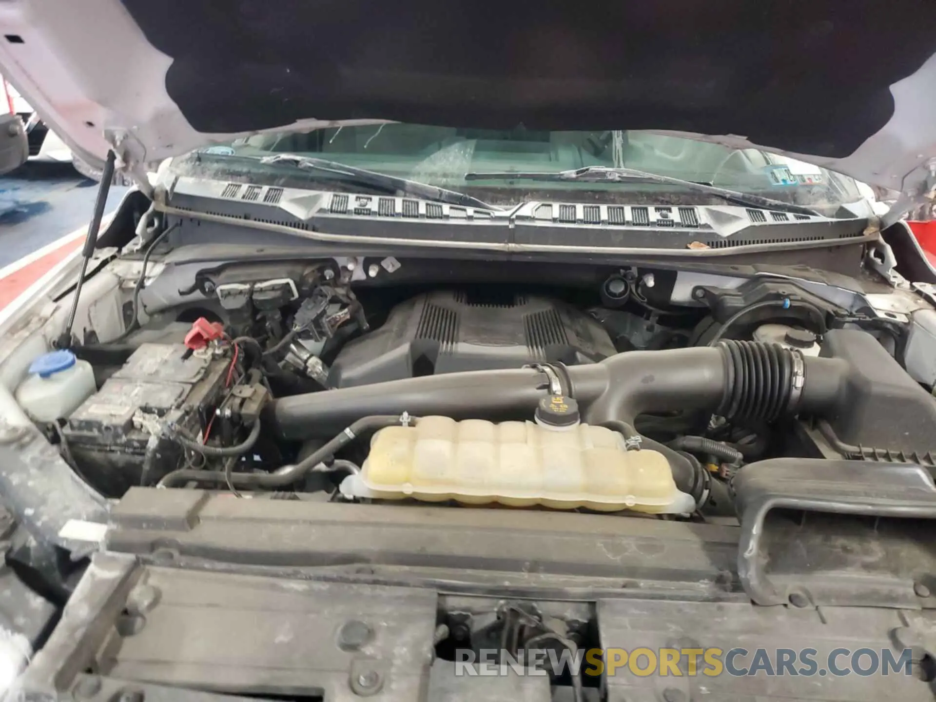 3 fotografías del automóvil dañado 1FTFX1E46KKE17945 FORD F-150 2019