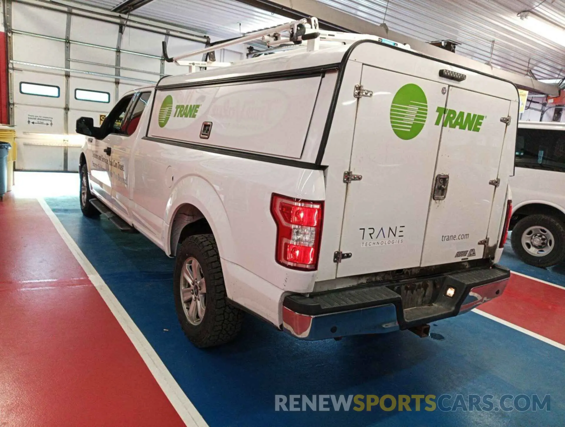2 fotografías del automóvil dañado 1FTFX1E48KKC43585 FORD F-150 2019