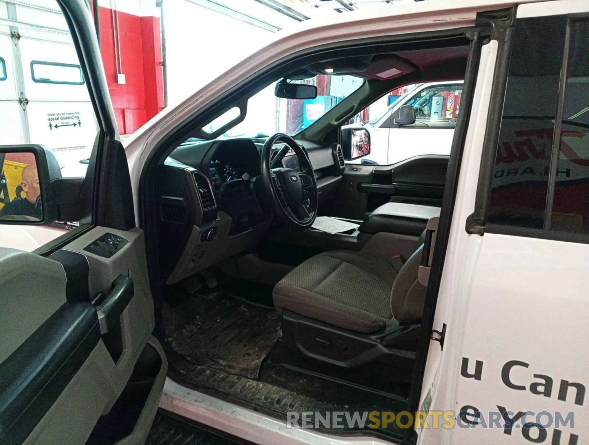 3 fotografías del automóvil dañado 1FTFX1E48KKC43585 FORD F-150 2019