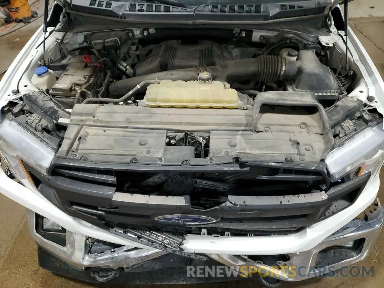 11 fotografías del automóvil dañado 1FTFX1E49KKD00392 FORD F-150 2019