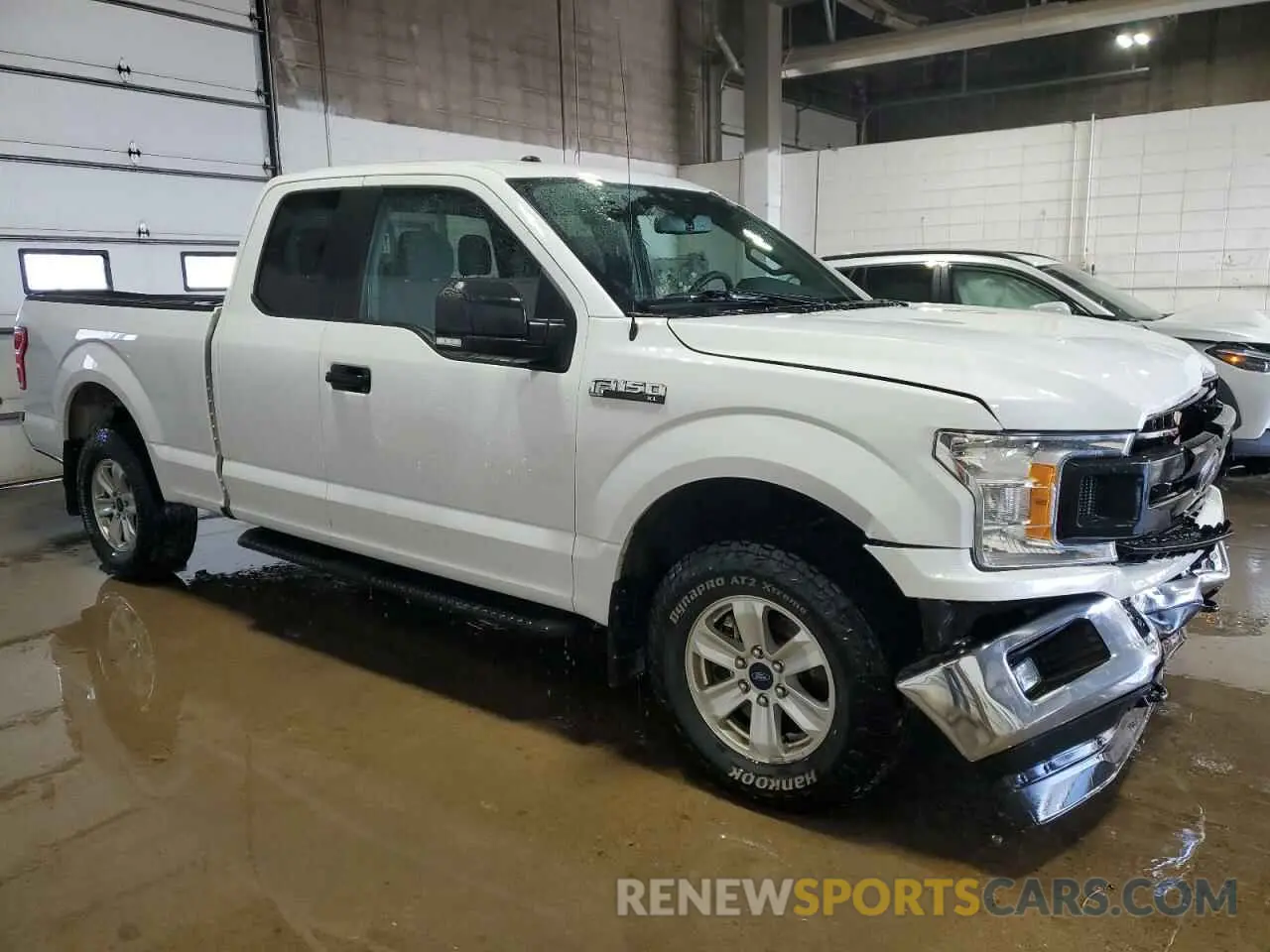 4 fotografías del automóvil dañado 1FTFX1E49KKD00392 FORD F-150 2019