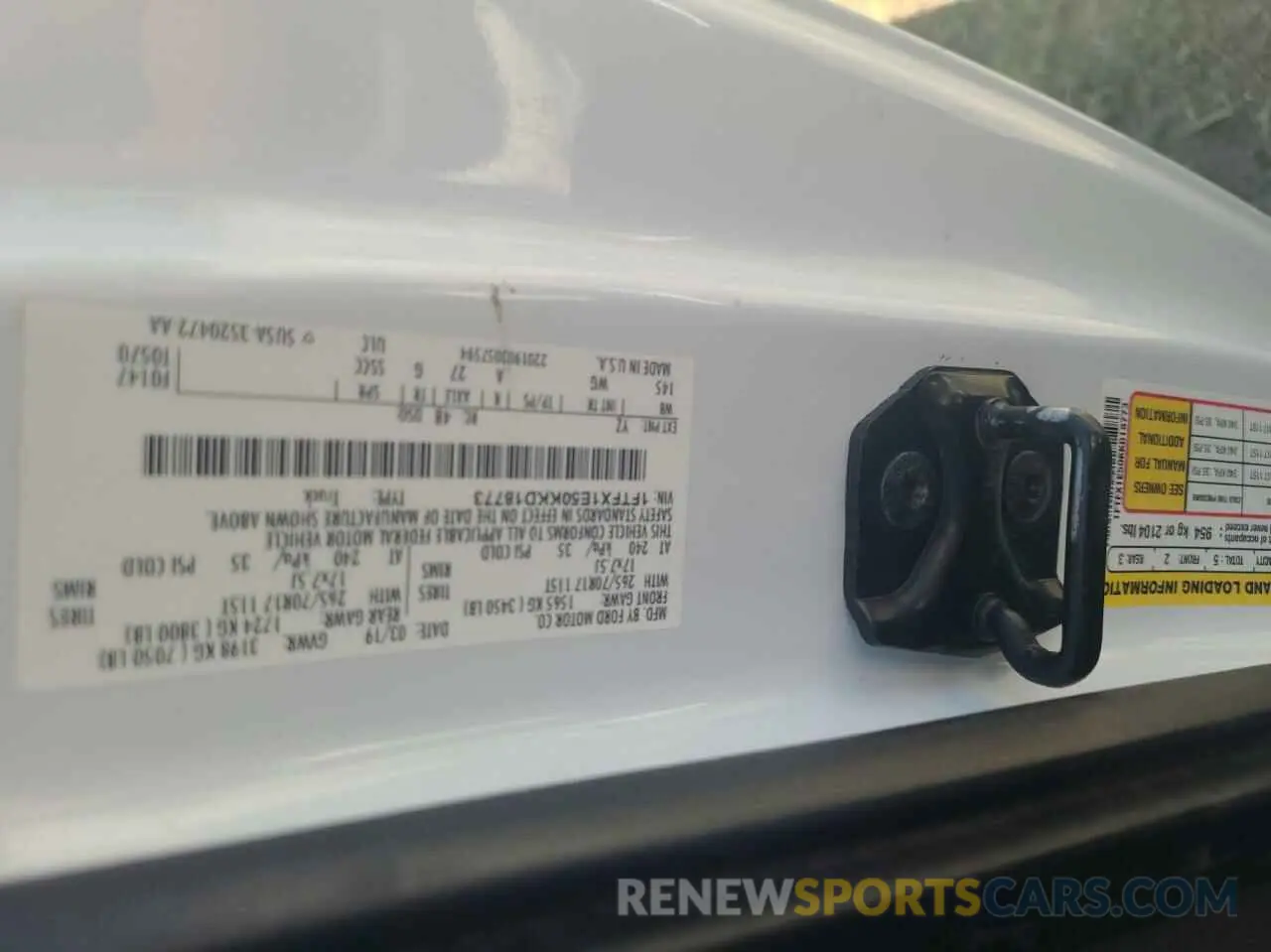 10 fotografías del automóvil dañado 1FTFX1E50KKD18773 FORD F-150 2019
