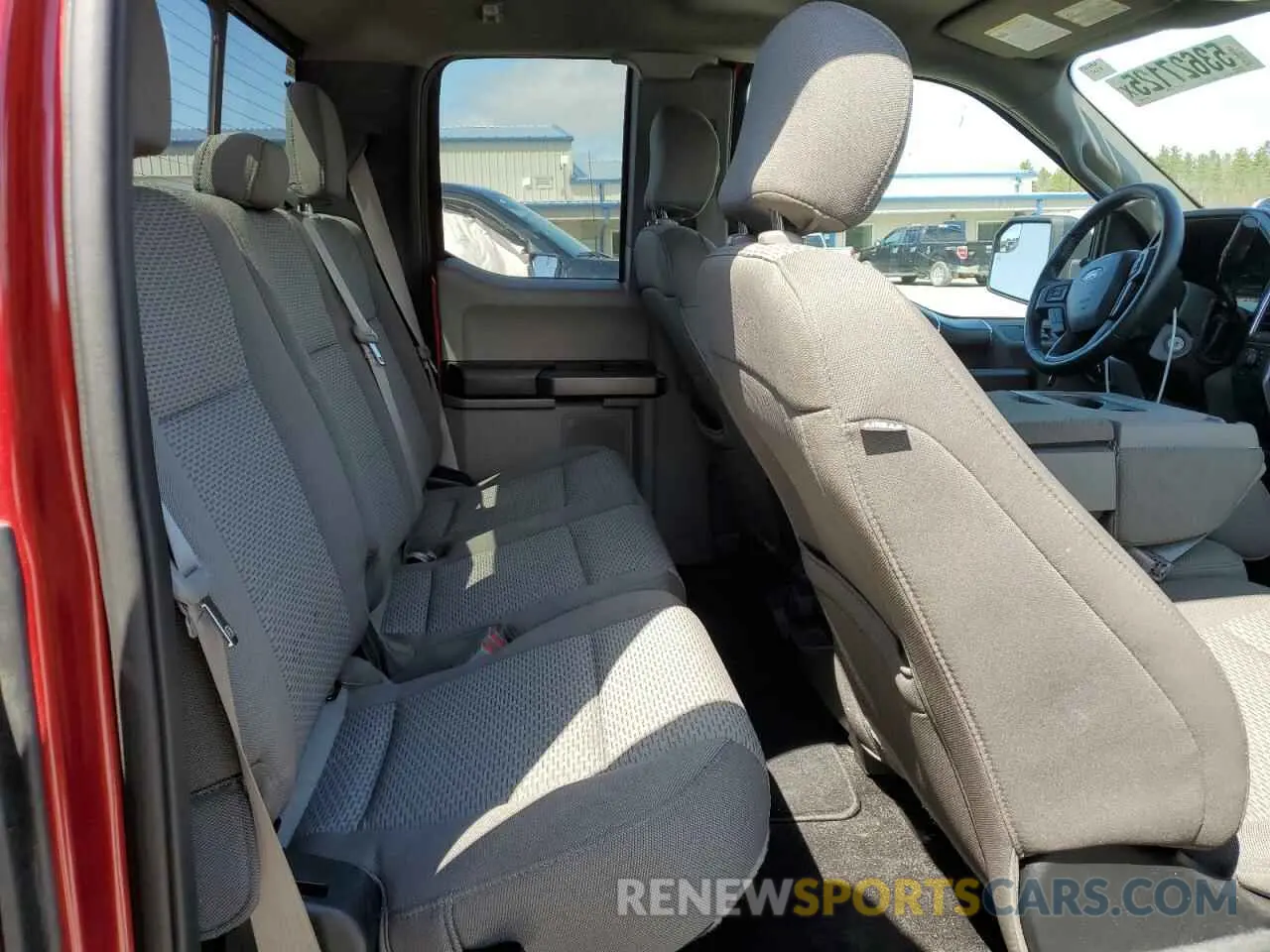 10 fotografías del automóvil dañado 1FTFX1E50KKF06290 FORD F-150 2019