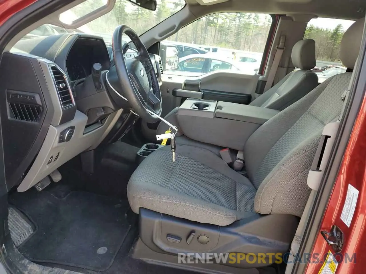 7 fotografías del automóvil dañado 1FTFX1E50KKF06290 FORD F-150 2019