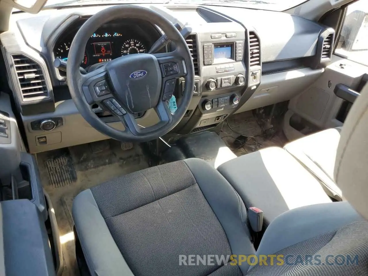 8 fotografías del automóvil dañado 1FTFX1E51KKC81684 FORD F-150 2019