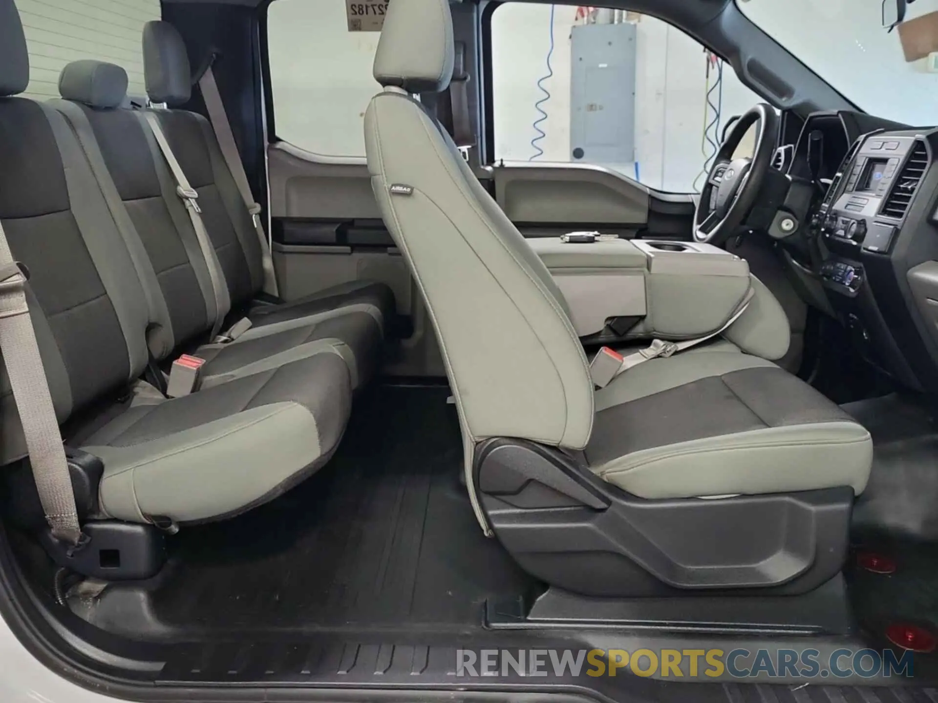 20 fotografías del automóvil dañado 1FTFX1E51KKD83194 FORD F-150 2019