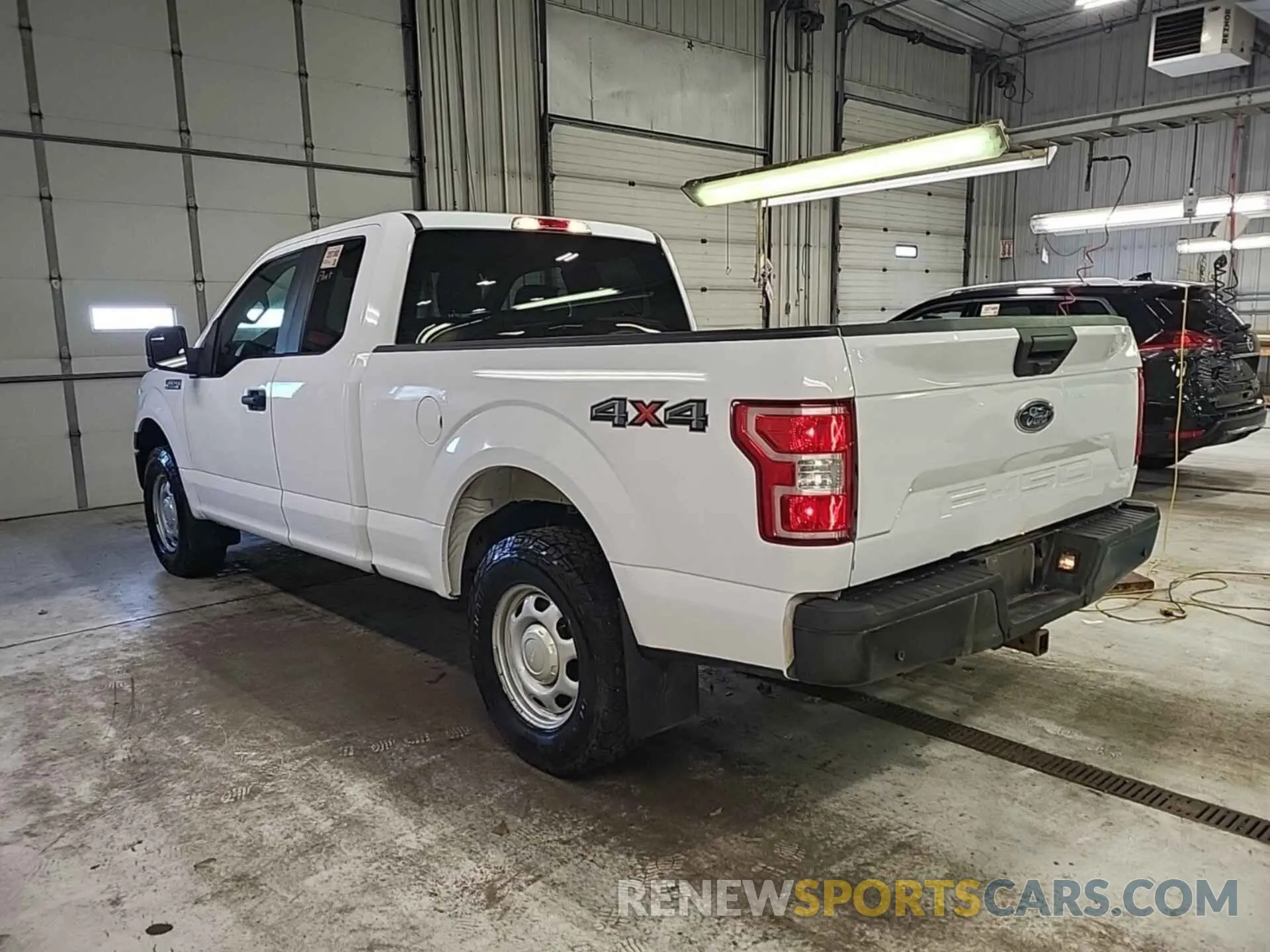 4 fotografías del automóvil dañado 1FTFX1E51KKD83194 FORD F-150 2019