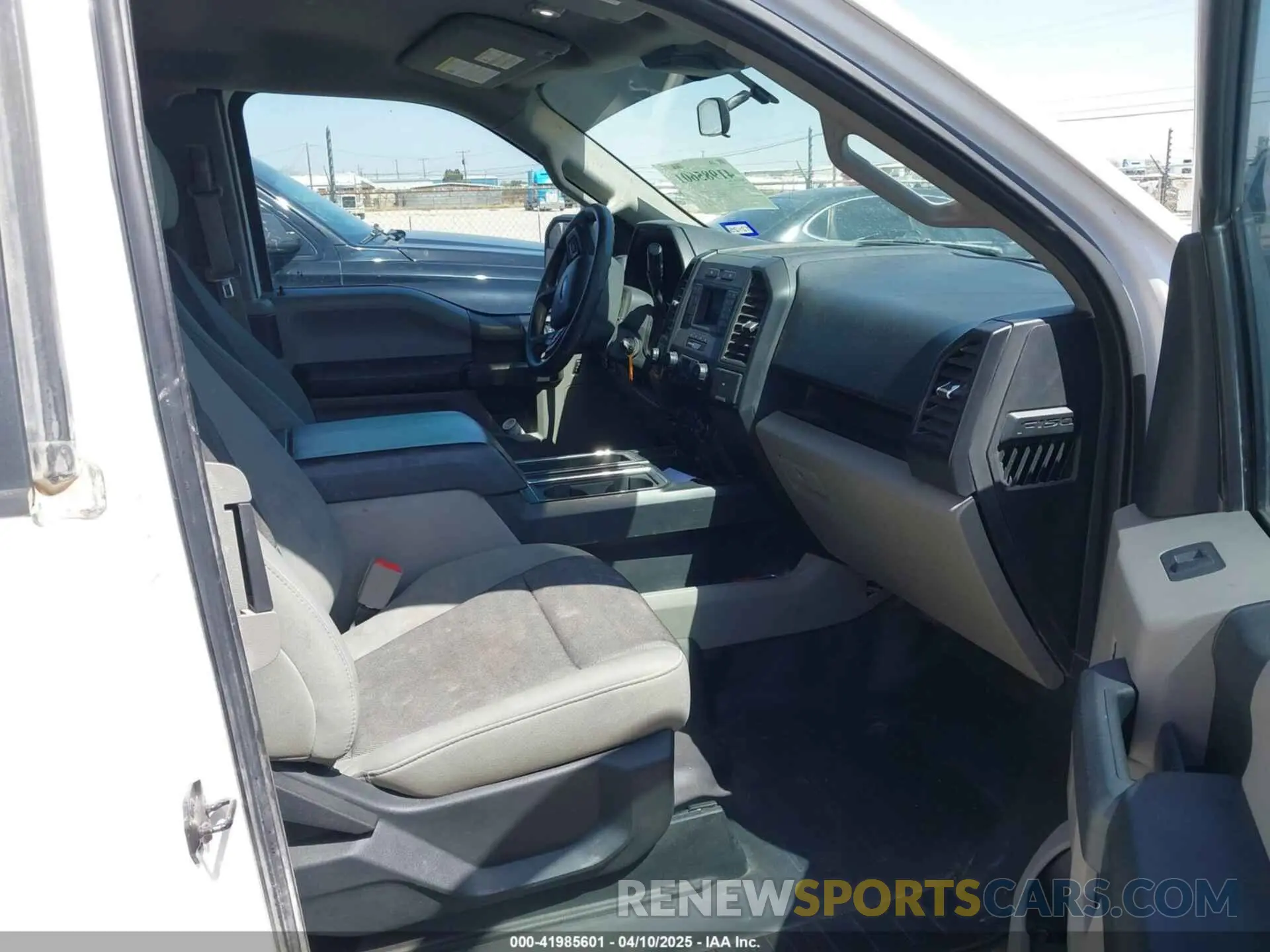 5 fotografías del automóvil dañado 1FTFX1E51KKE85224 FORD F-150 2019