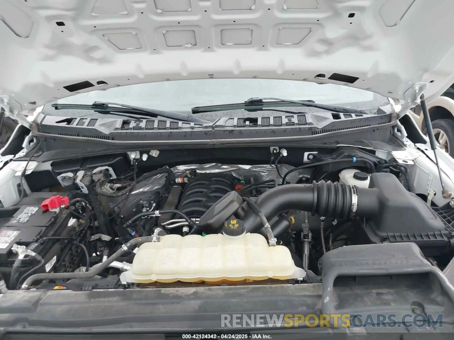 10 fotografías del automóvil dañado 1FTFX1E52KKD85150 FORD F-150 2019