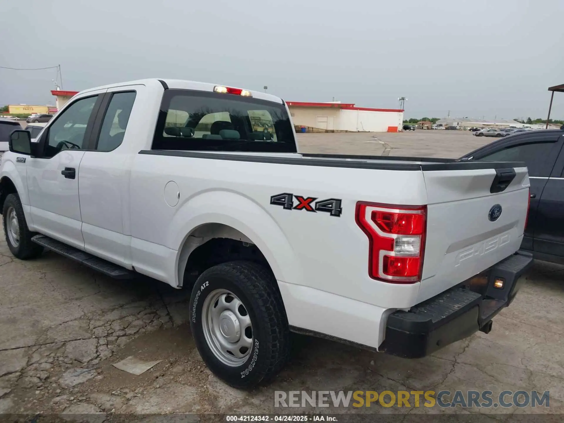 3 fotografías del automóvil dañado 1FTFX1E52KKD85150 FORD F-150 2019