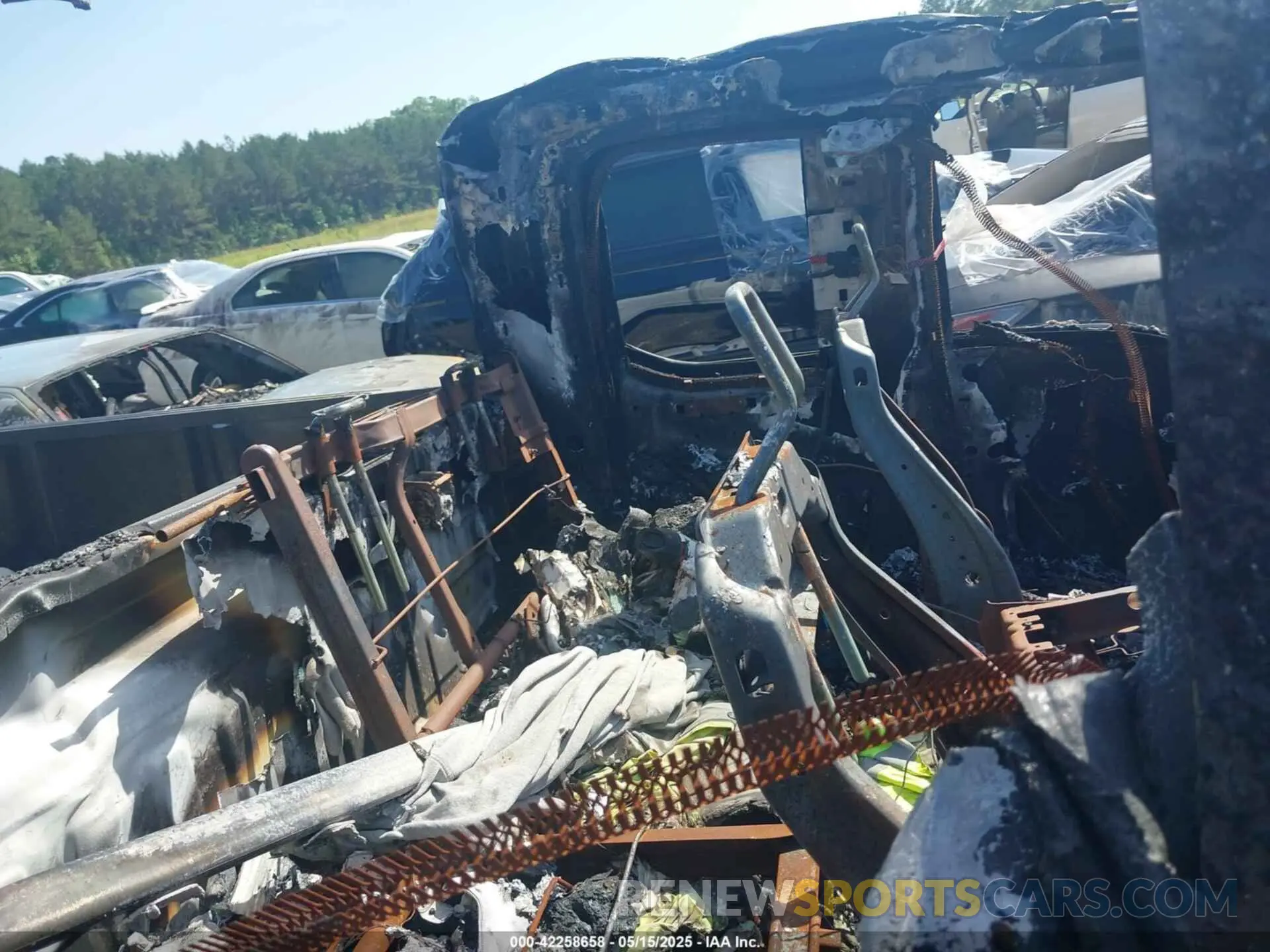 8 fotografías del automóvil dañado 1FTFX1E56KKE98311 FORD F-150 2019