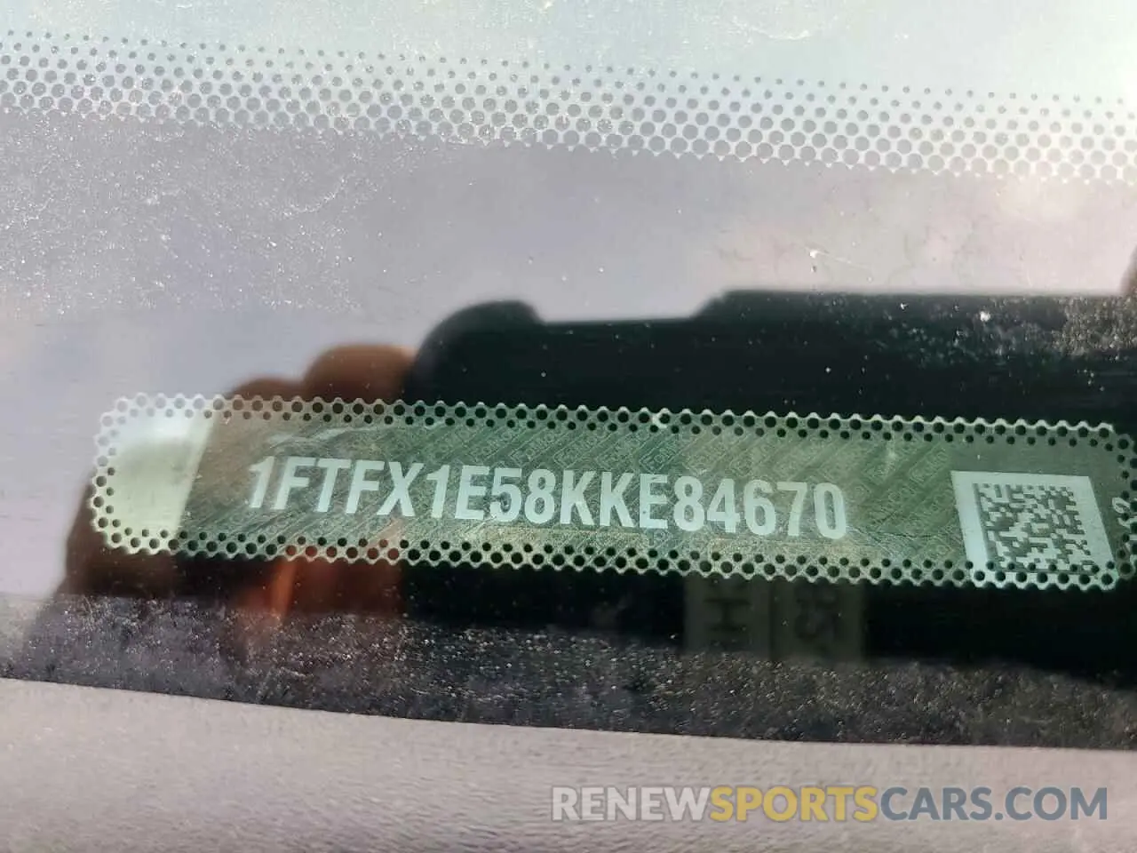 12 fotografías del automóvil dañado 1FTFX1E58KKE84670 FORD F-150 2019