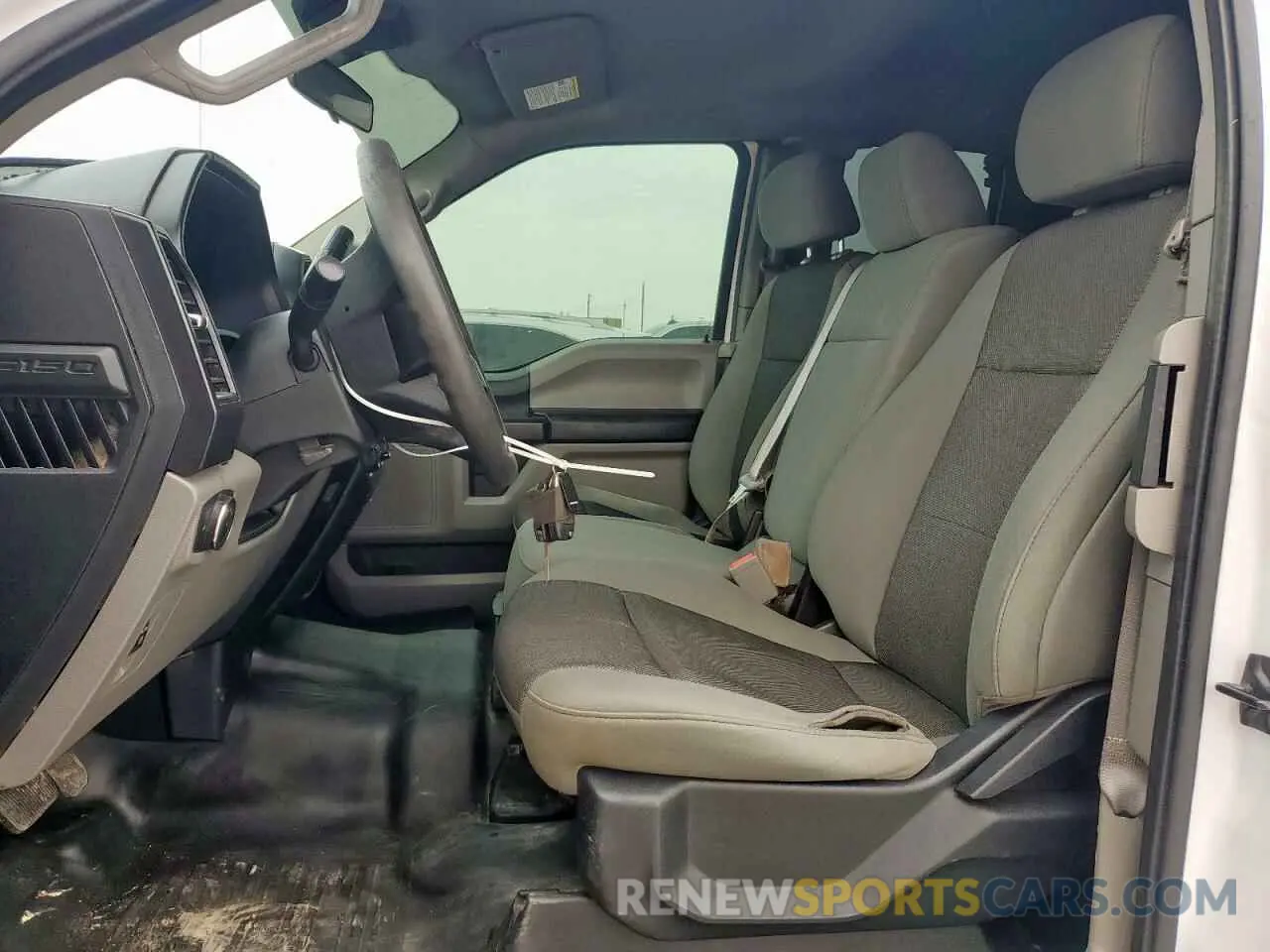 7 fotografías del automóvil dañado 1FTFX1E58KKE84670 FORD F-150 2019