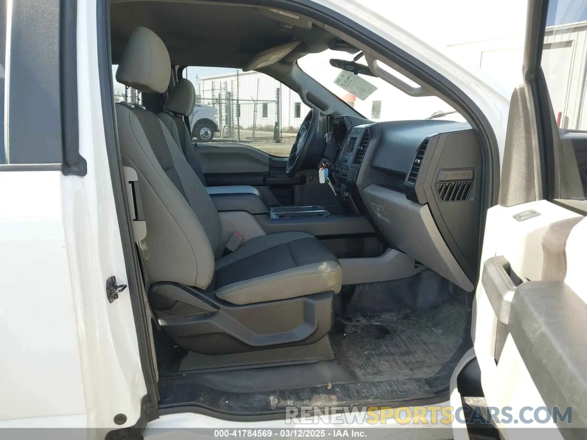 5 fotografías del automóvil dañado 1FTFX1E5XKKD17372 FORD F-150 2019
