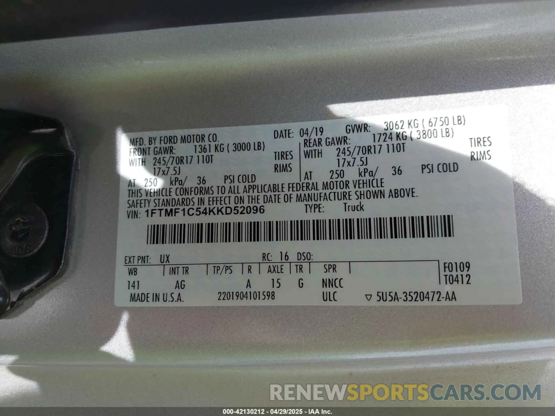 9 fotografías del automóvil dañado 1FTMF1C54KKD52096 FORD F-150 2019