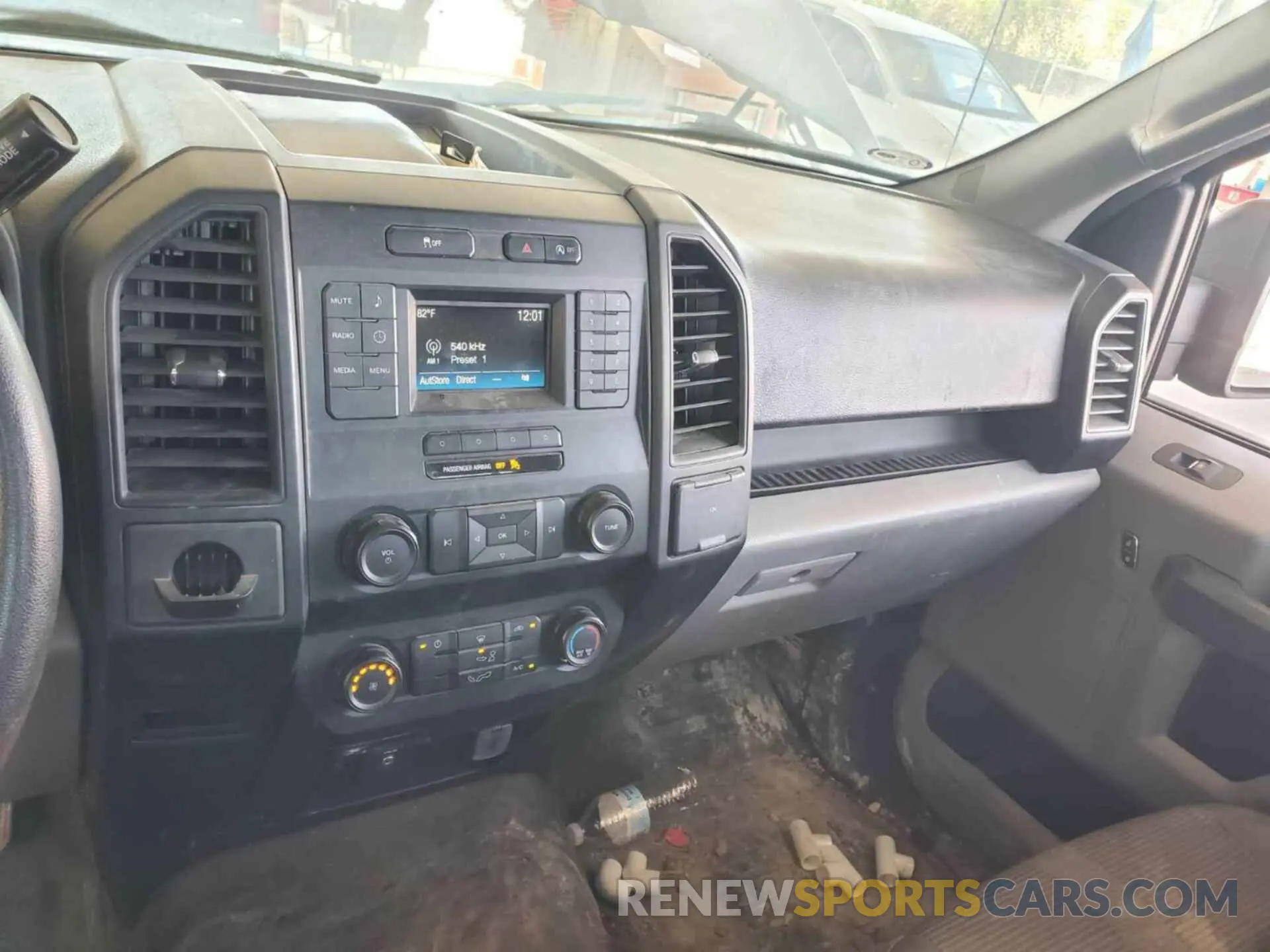 13 fotografías del automóvil dañado 1FTMF1C58KKC79007 FORD F-150 2019