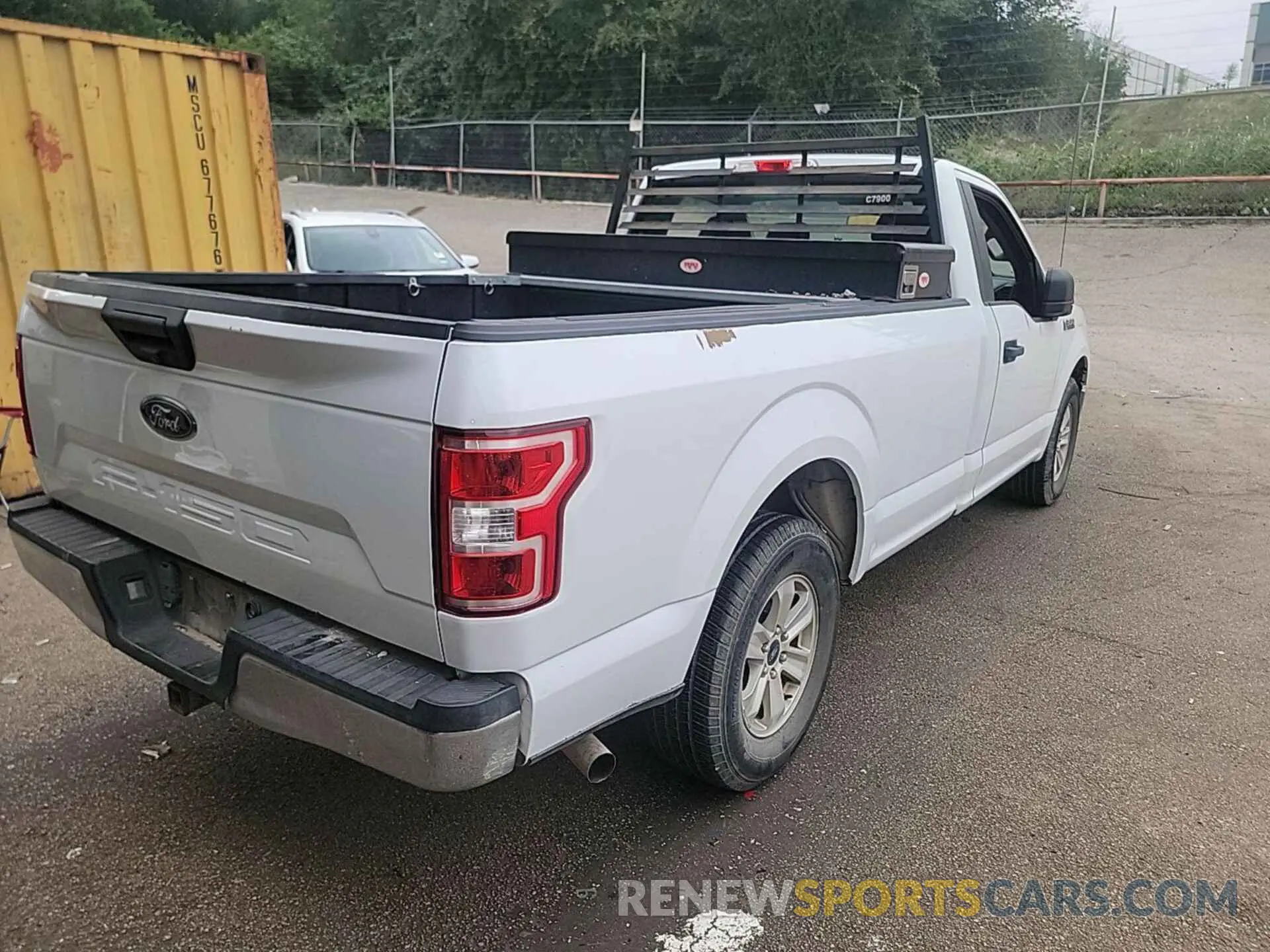 19 fotografías del automóvil dañado 1FTMF1C58KKC79007 FORD F-150 2019