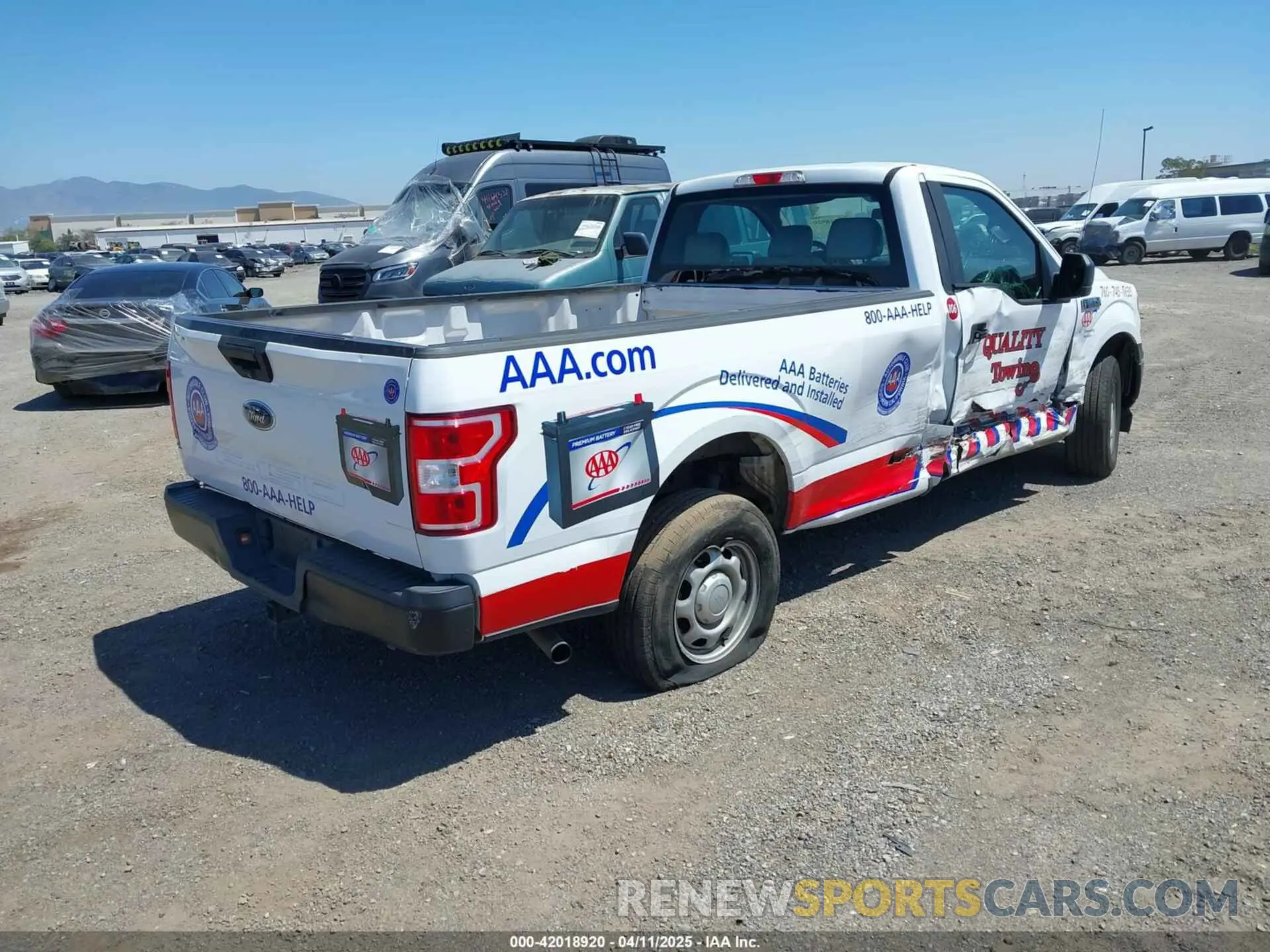 4 fotografías del automóvil dañado 1FTMF1CB3KKC86887 FORD F-150 2019
