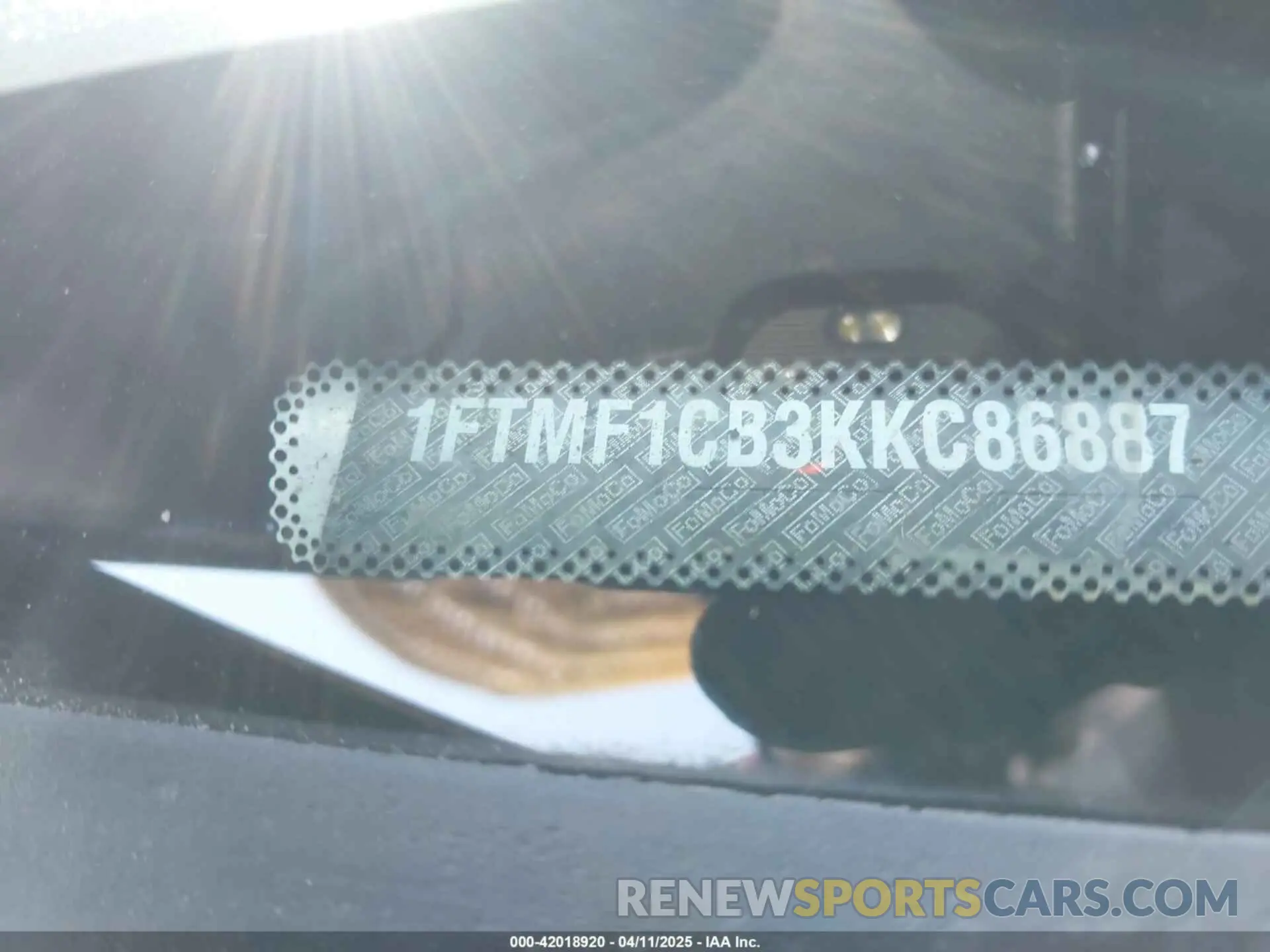 9 fotografías del automóvil dañado 1FTMF1CB3KKC86887 FORD F-150 2019