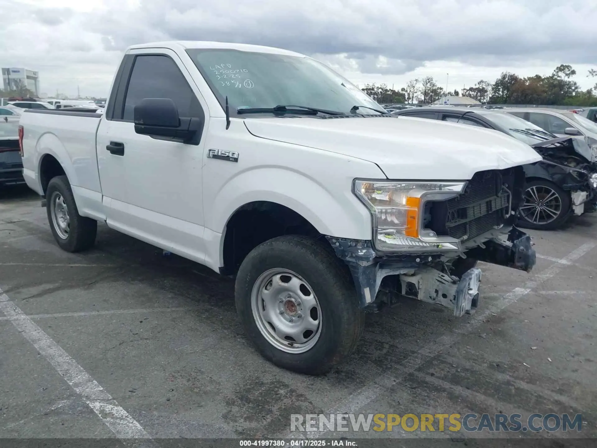 1 fotografías del automóvil dañado 1FTMF1CB5KKC05498 FORD F-150 2019