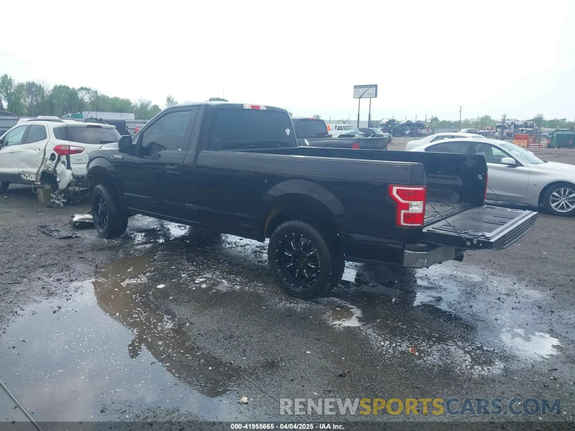 3 fotografías del automóvil dañado 1FTMF1CB7KKD87222 FORD F-150 2019